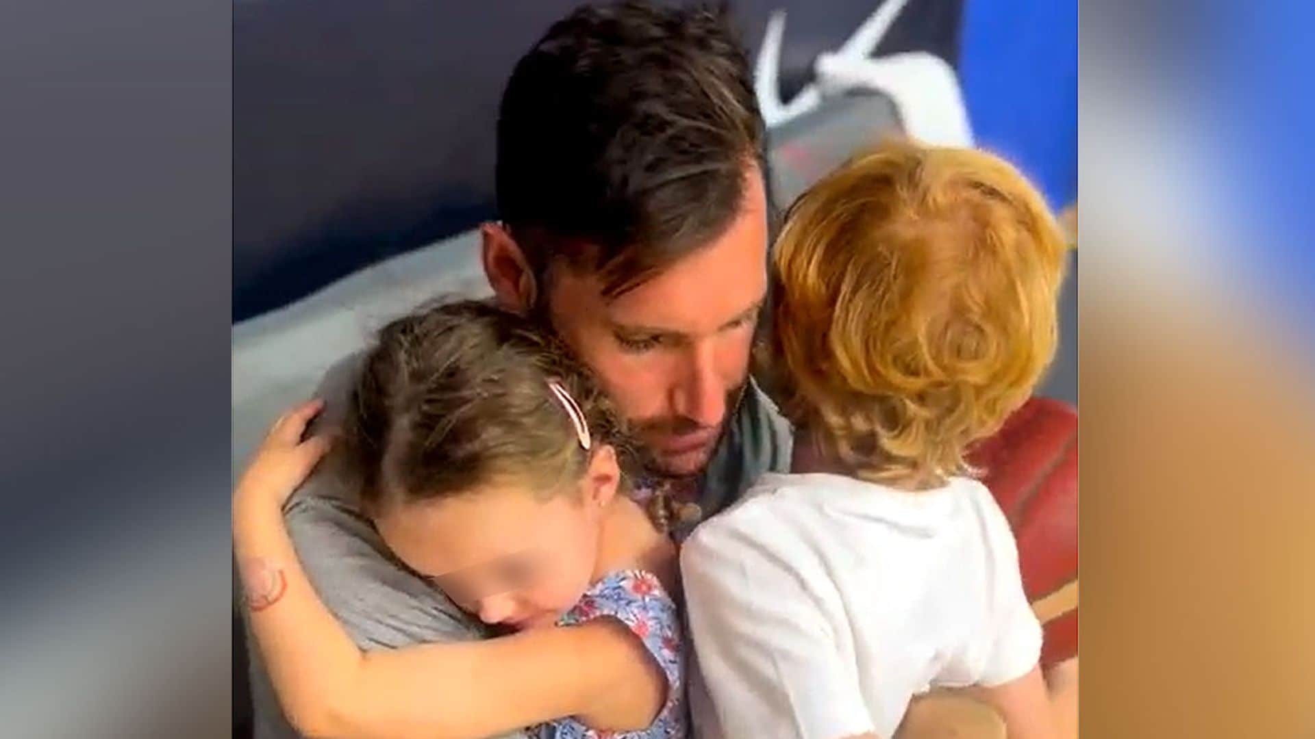 La despedida de Helen Lindes y sus hijos a su 'héroe sin capa', Rudy Fernández, antes de debutar en el Eurobasket