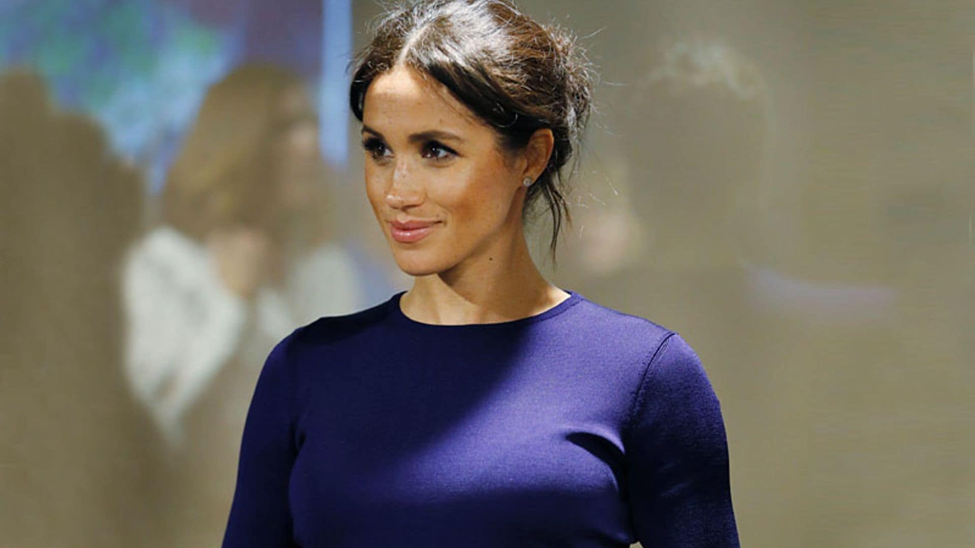 La curiosa falda efecto '3D' con la que Meghan Markle se despide de Oceanía