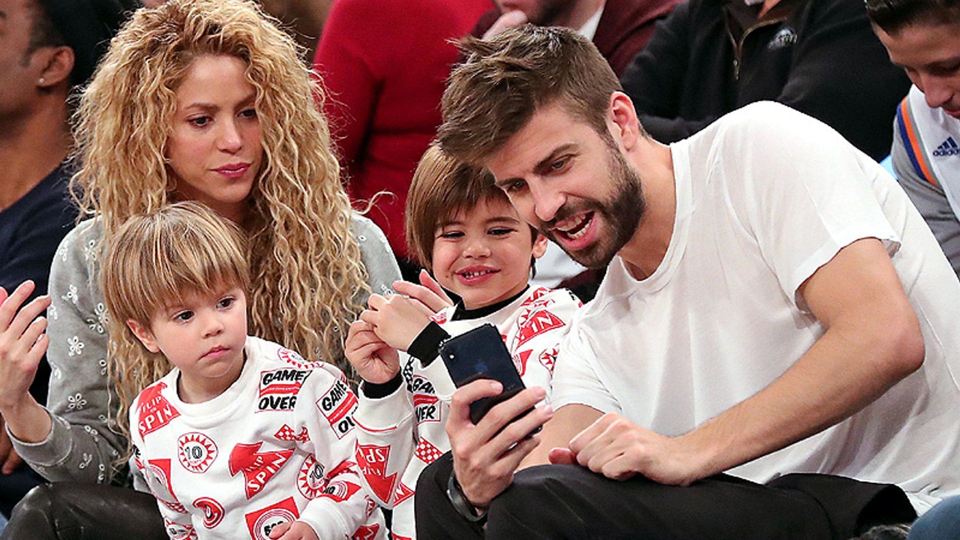 Los hijos de Shakira y Gerard Piqué también apoyan a la selección de Colombia