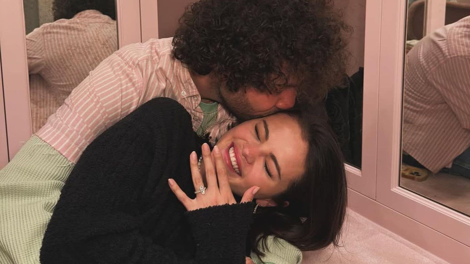 Selena Gomez anuncia su compromiso con Benny Blanco: no te pierdas su impresionante anillo