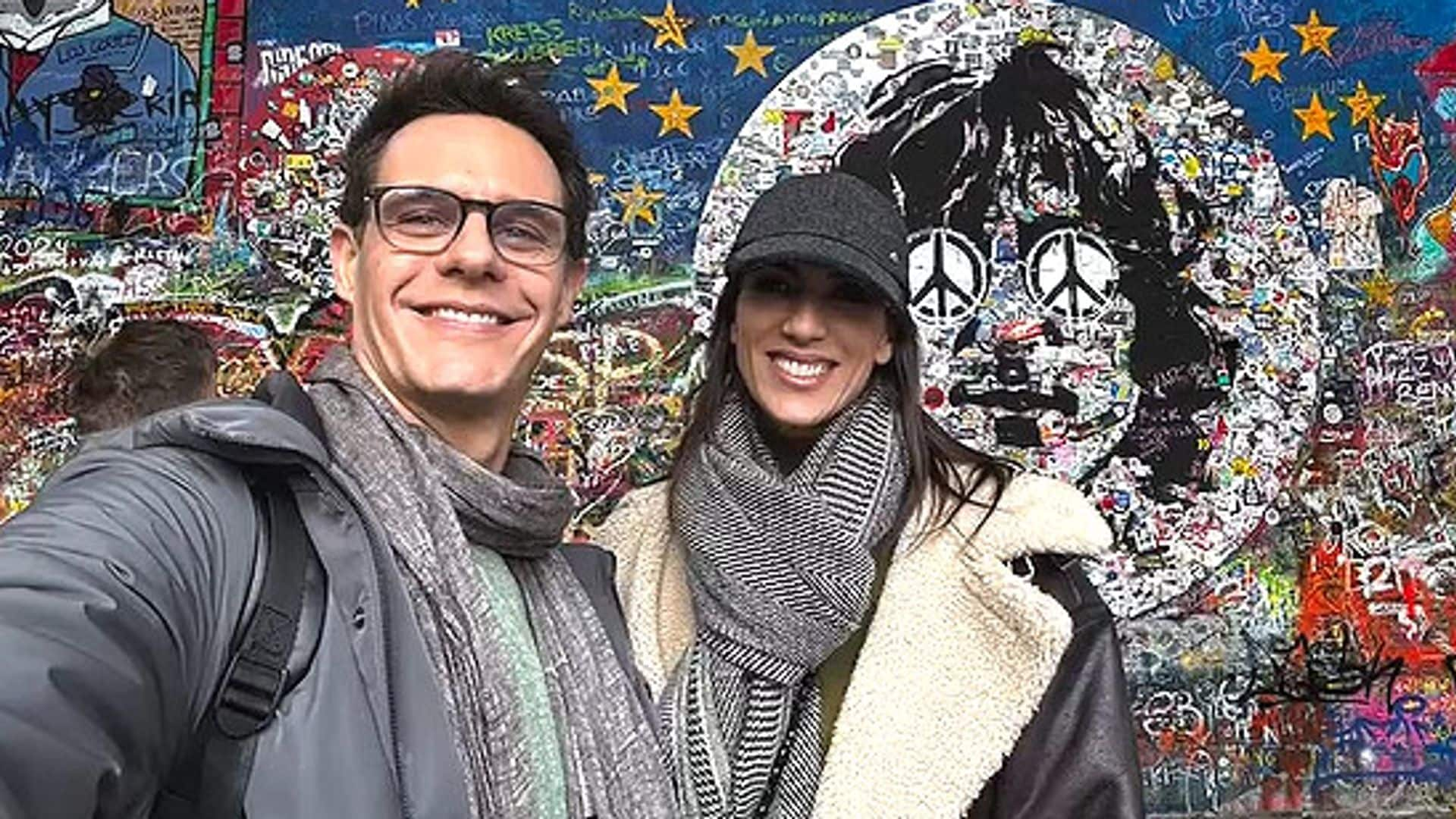 Así ha sido el viaje de Christian Gálvez y Patricia Pardo a Praga con su hijo Luca