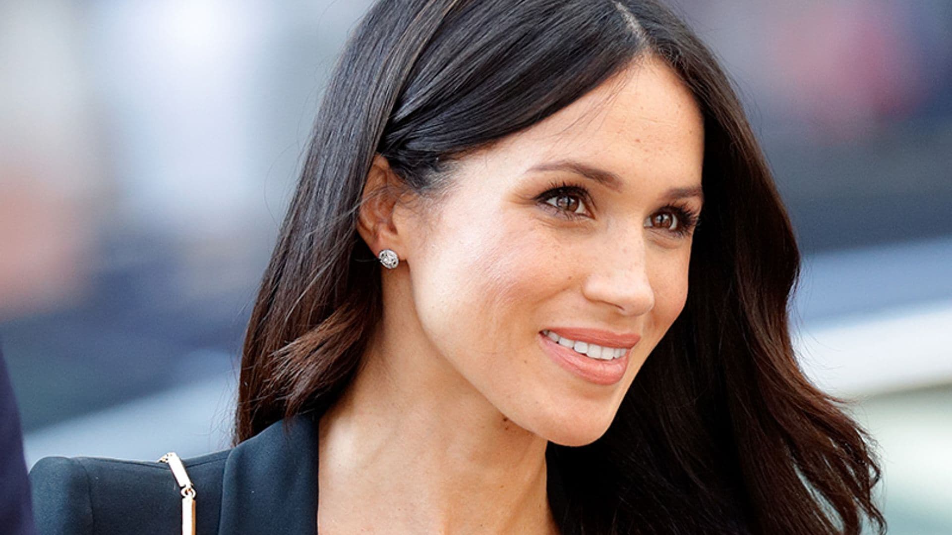 Jessica Mulroney se atreve con el ‘print’ que nunca ha llevado Meghan Markle