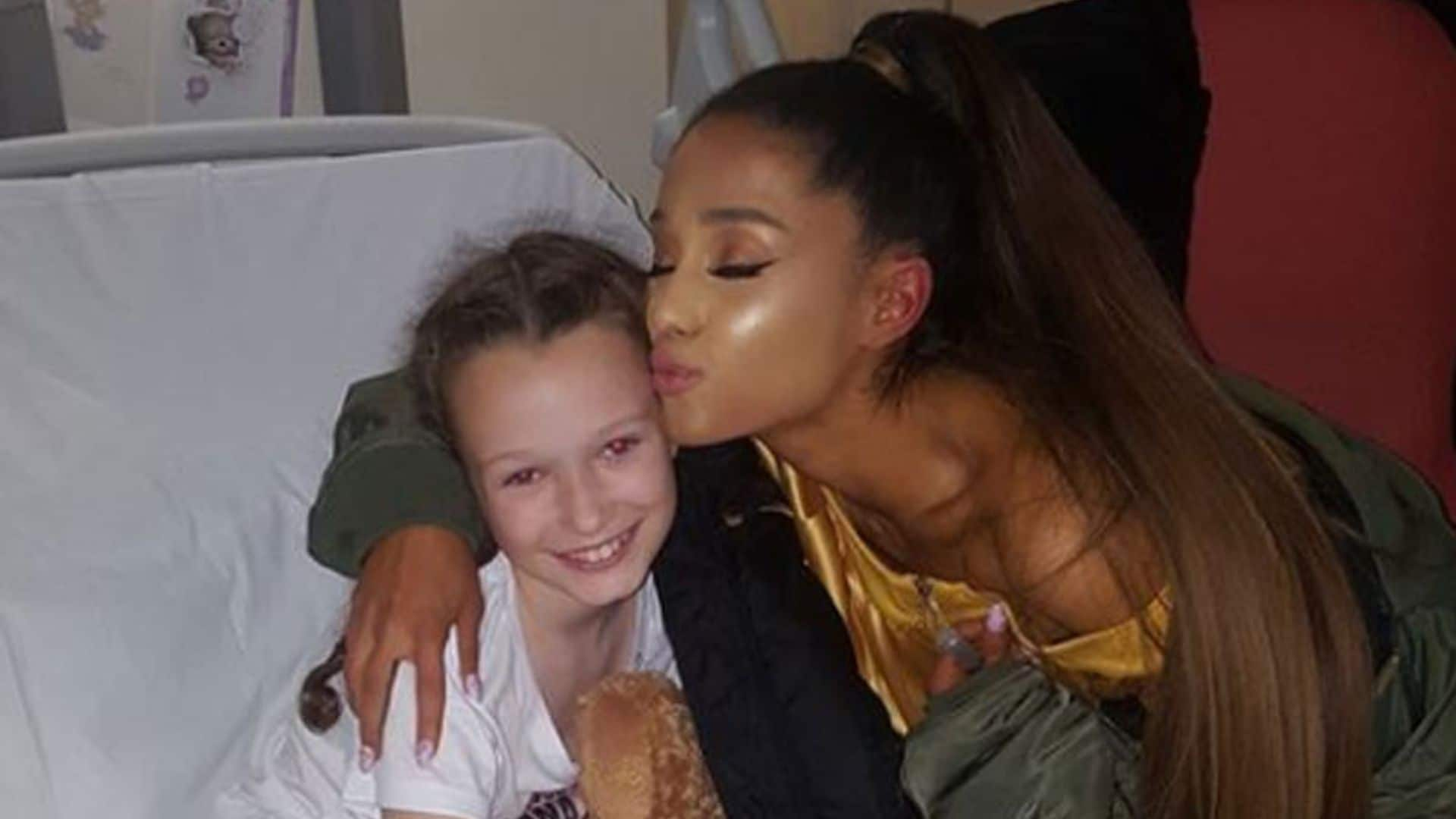 Así ha sido el emotivo encuentro de Ariana Grande con las víctimas de Manchester en el hospital