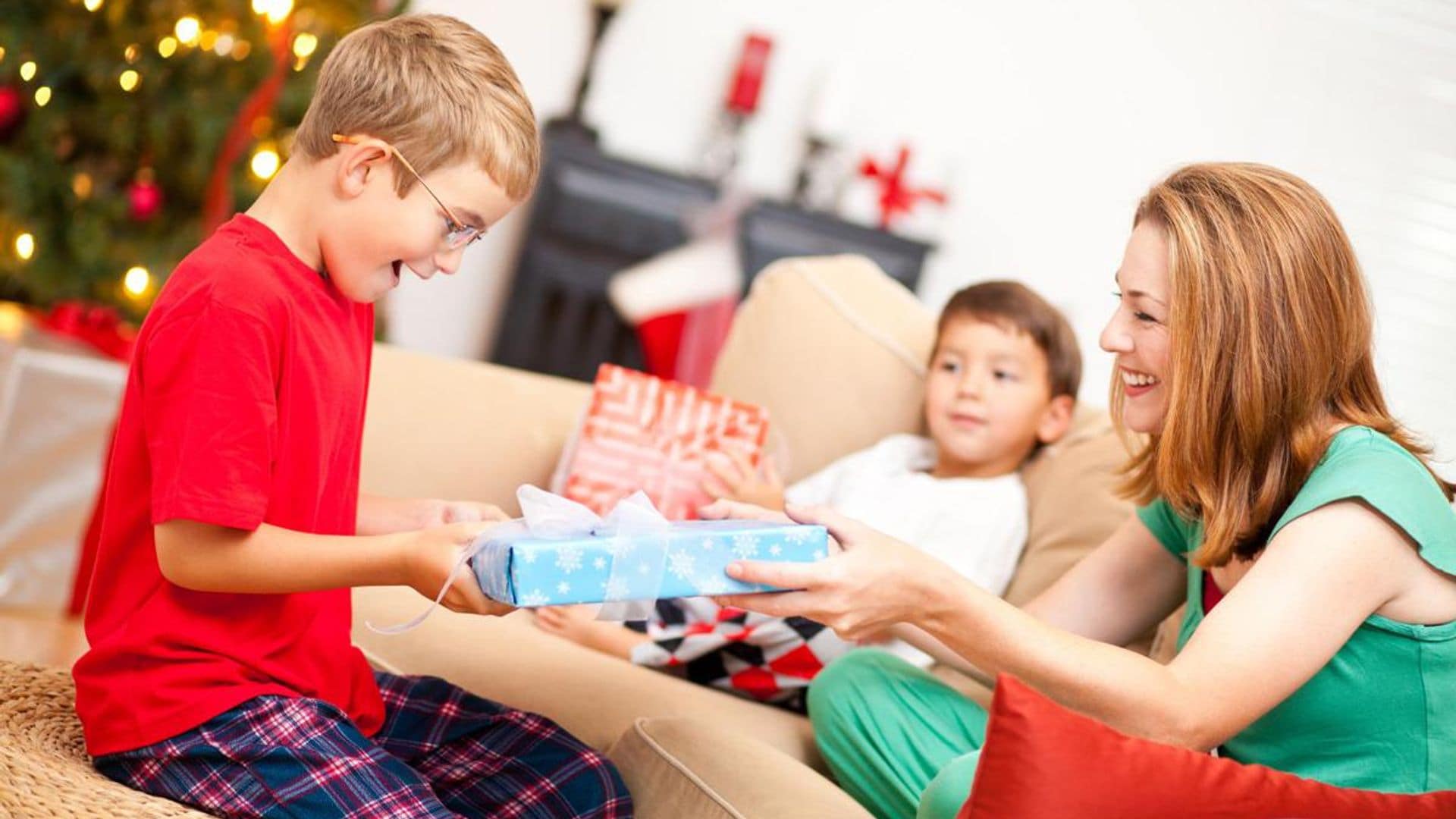 ¿Qué regalar por el amigo invisible a un niño o a una niña? 9 ideas que son apuesta segura