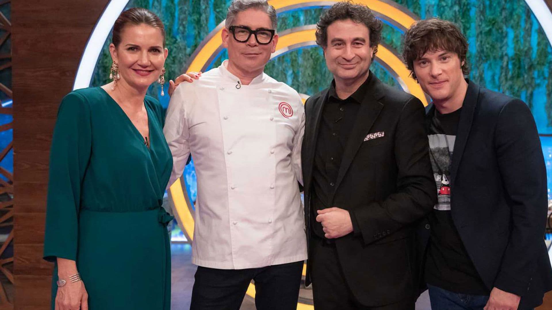 Las apuestas de Samantha en 'MasterChef': pendientes de Zara y vestido con truco