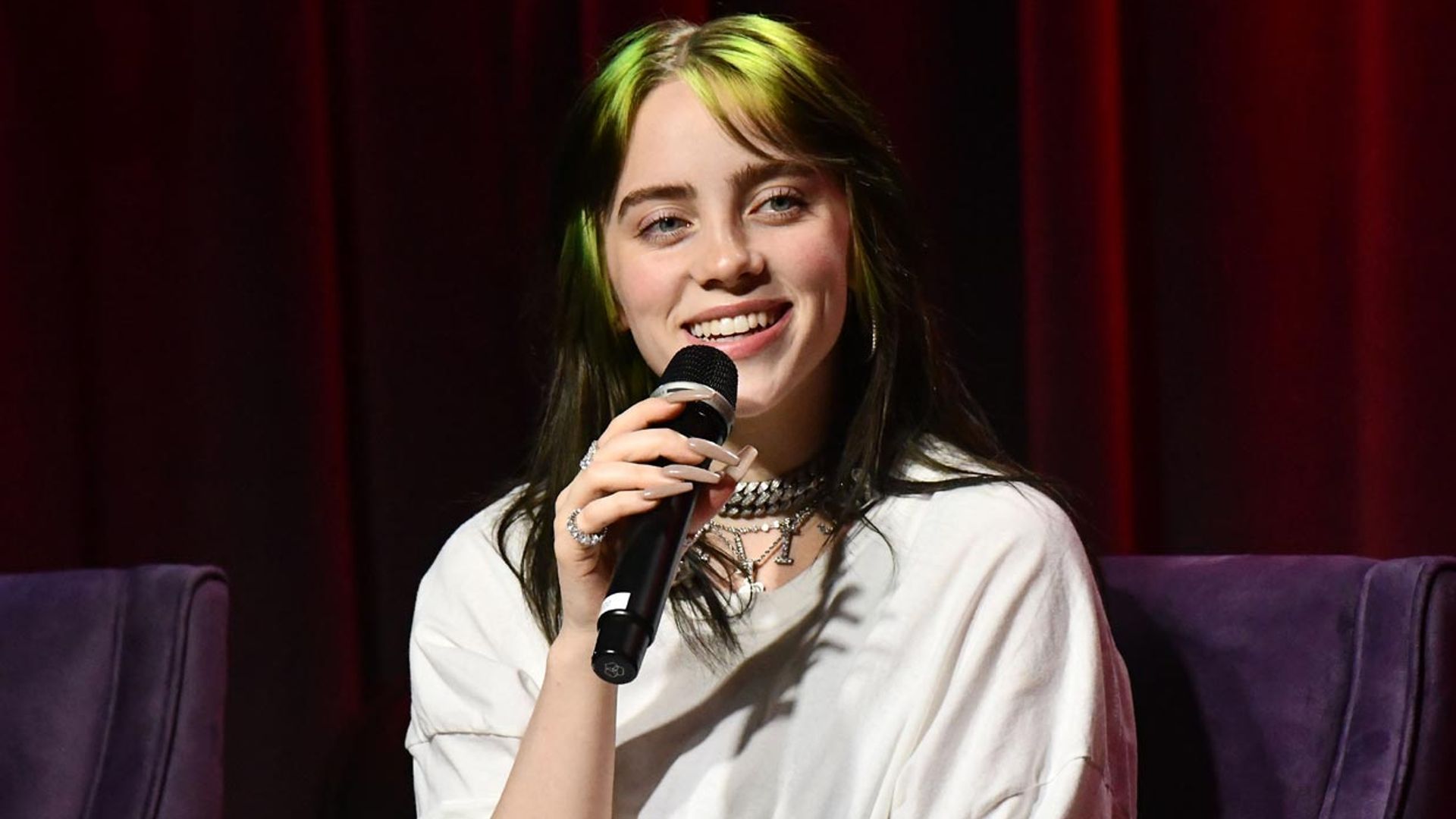 Billie Eilish, la cantante del momento, cumple 18 años y lo celebra con su vídeo más tierno de la infancia