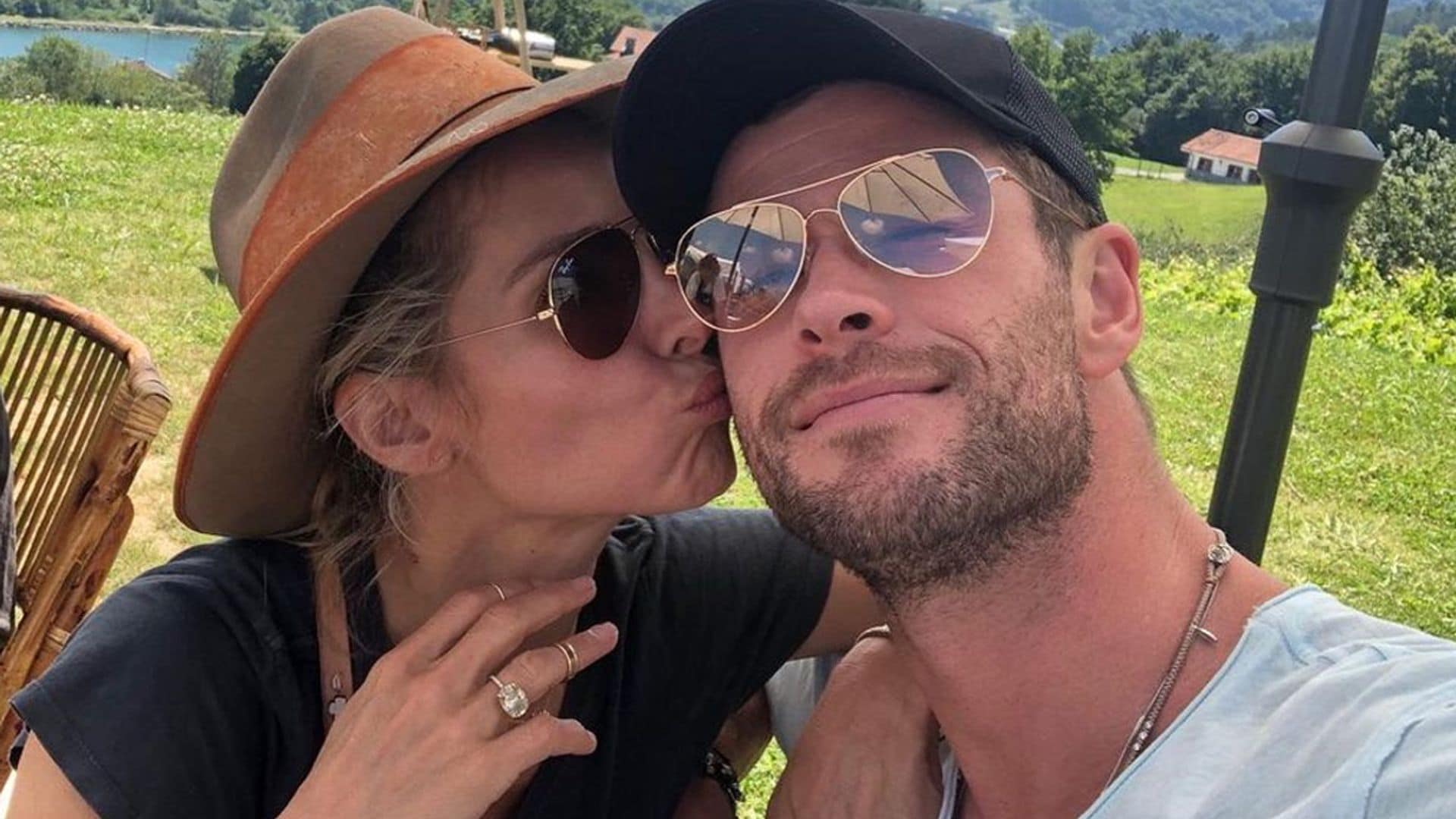 La divertida felicitación de Chris Hemsworth: un beso de Elsa Pataky… pero no con quien crees