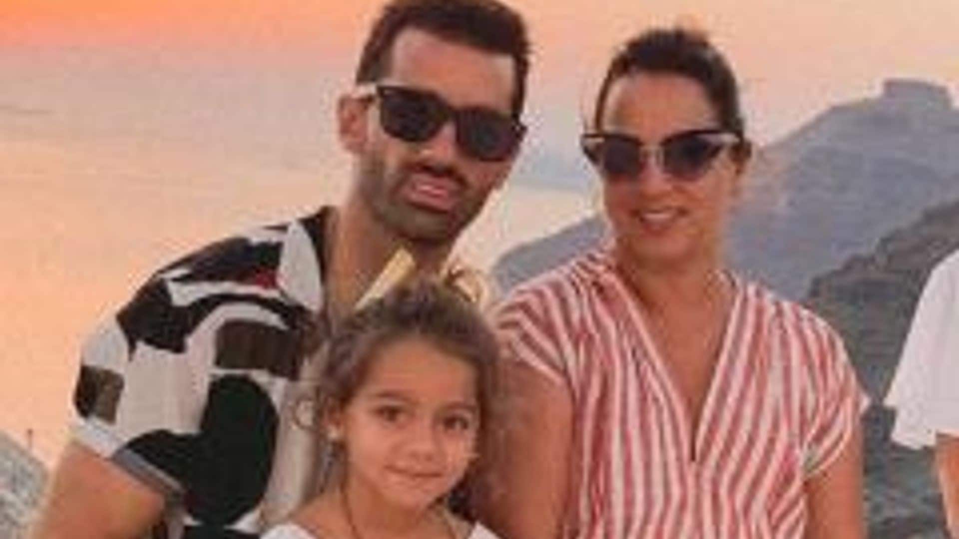 Adamari López y Toni Costa disfrutan de unas increíbles vacaciones familiares en Grecia