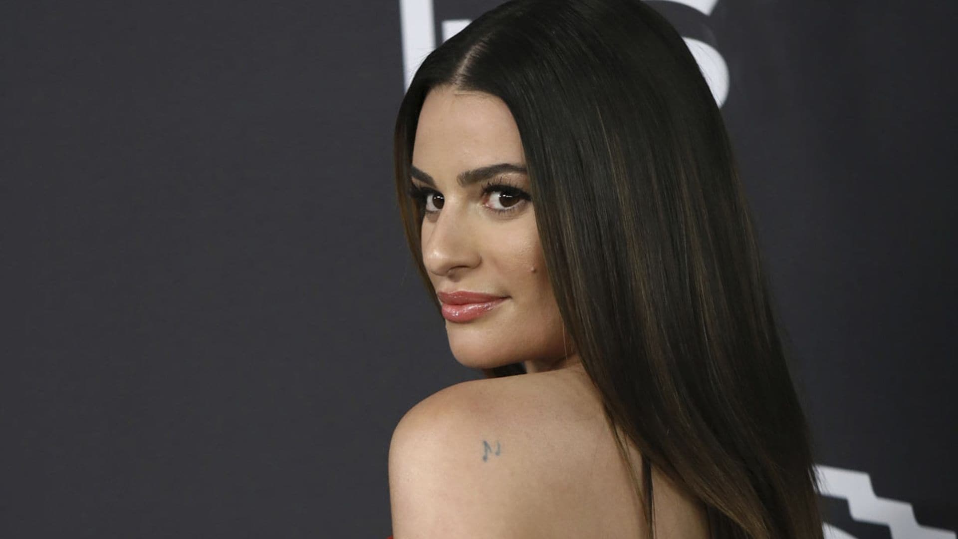 Lea Michele y su melena 'Golden glow': ¿está anticipando una de las tendencias del otoño?