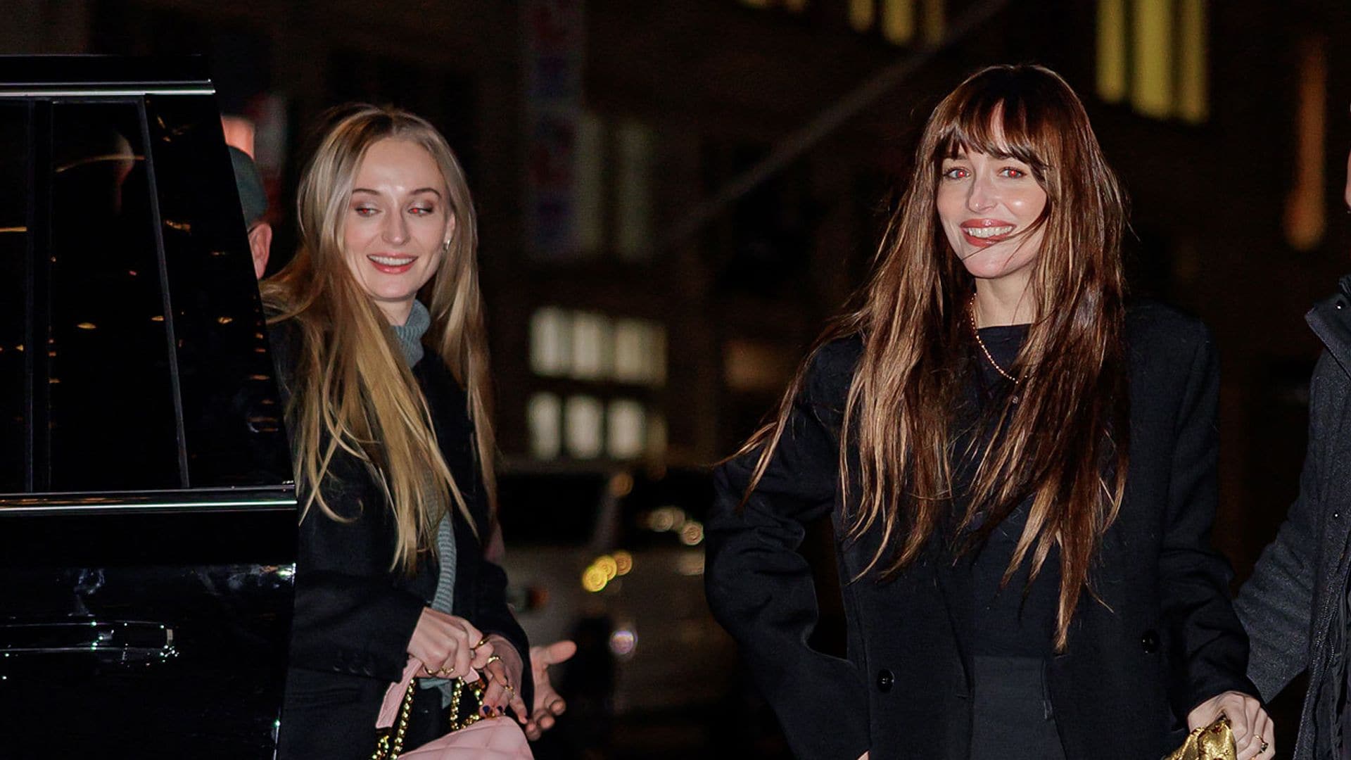 De Taylor Swift a Dakota Johnson, estas son las amigas en las que Sophie Turner se está apoyando tras su separación