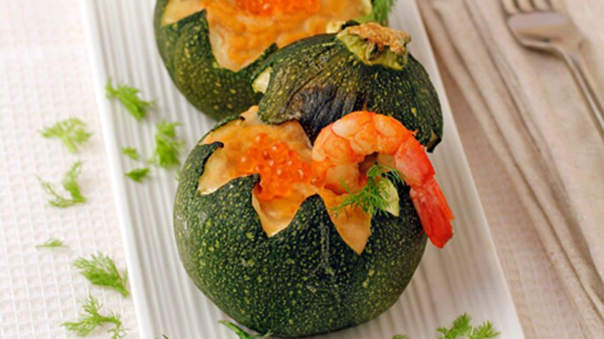 Calabacines rellenos de gambas y piquillos