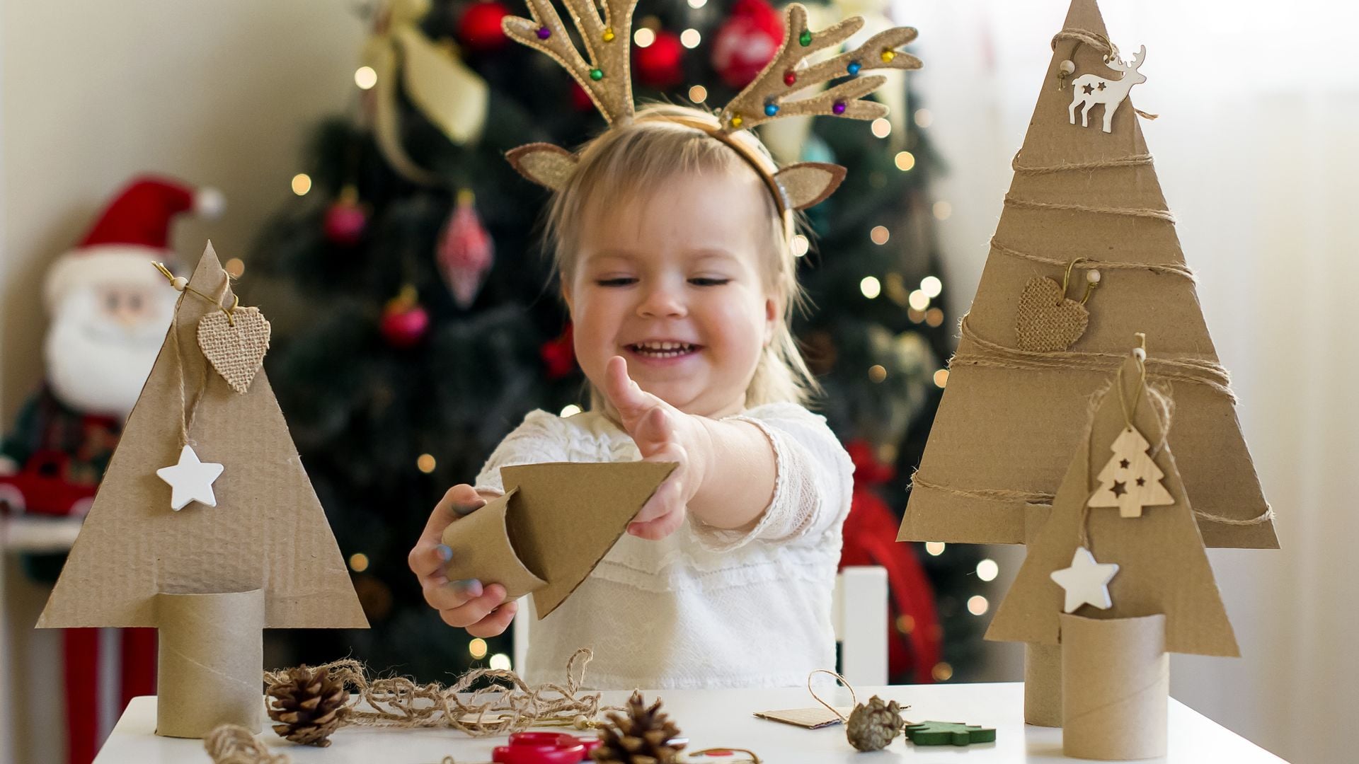 10 manualidades de Navidad muy fáciles para los más pequeños