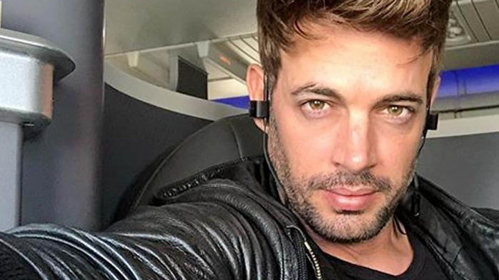 William Levy y su hija dan un tour por su cocina con café en mano