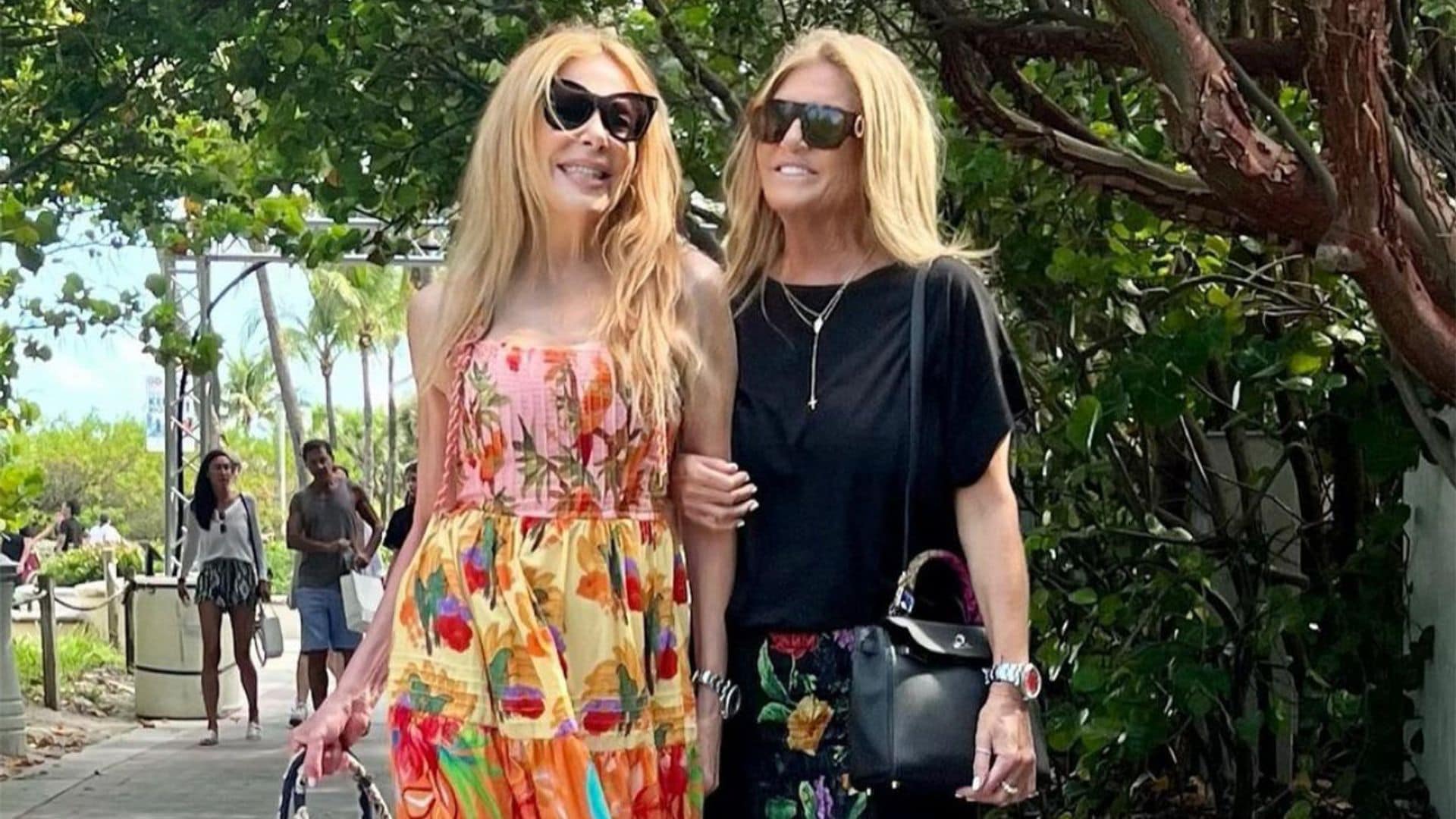 Las imágenes de la felicidad de Ana Obregón en Miami con Susana Uribarri y su hija Carlota