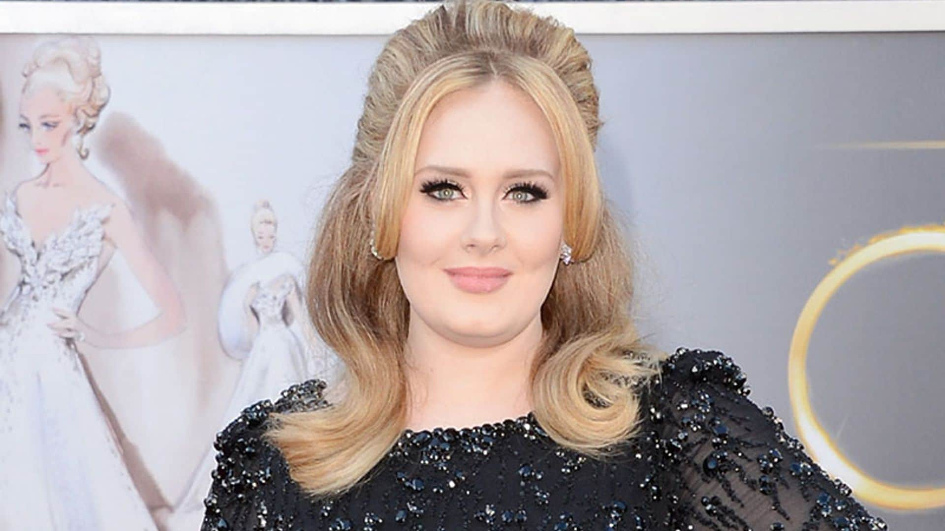 El más buscado: los detalles del look viral con el que Adele sorprendió a sus fans