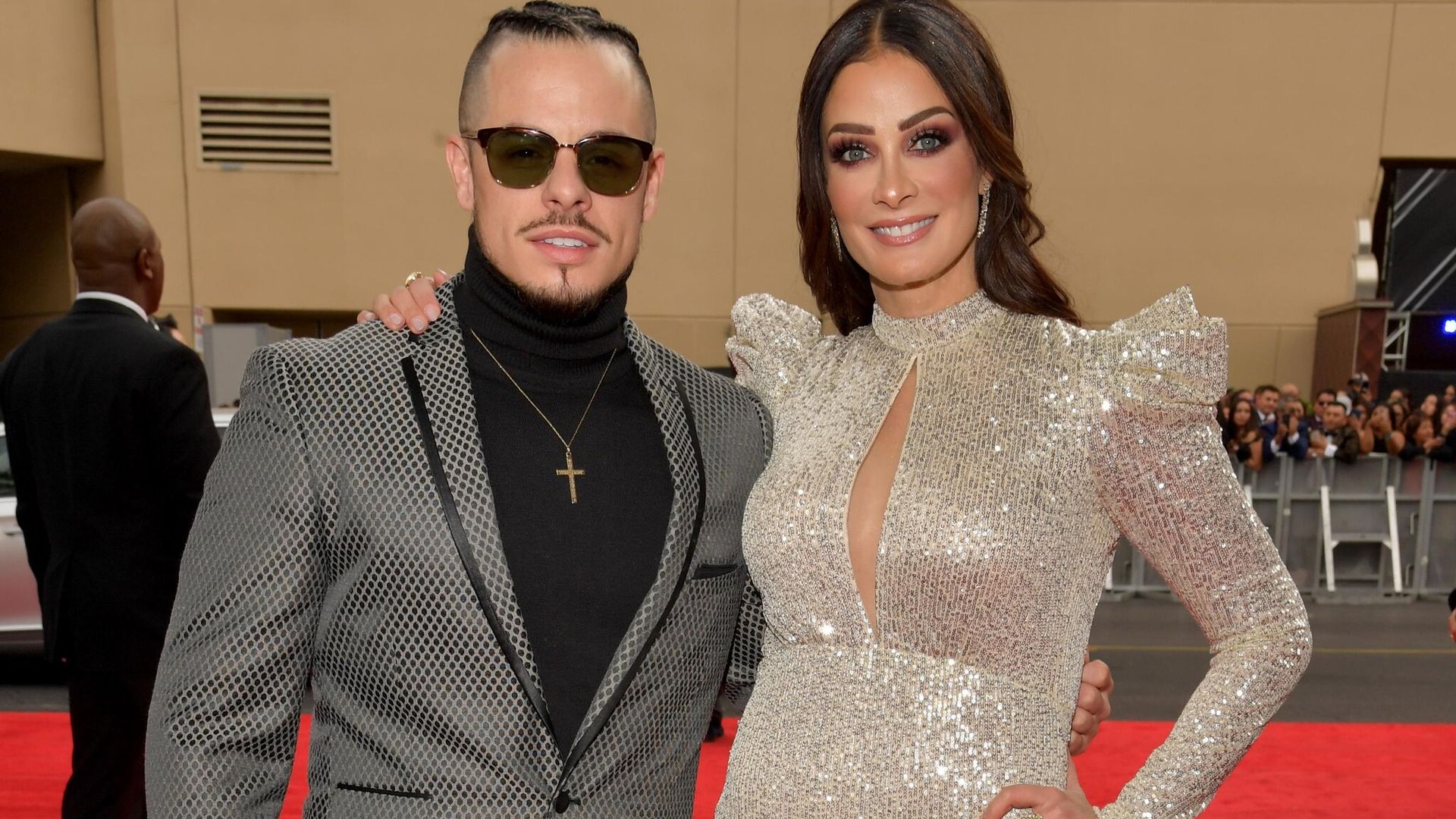 Velada para dos: Dayanara Torres y Casper Smart disfrutan del concierto de ‘Residente’