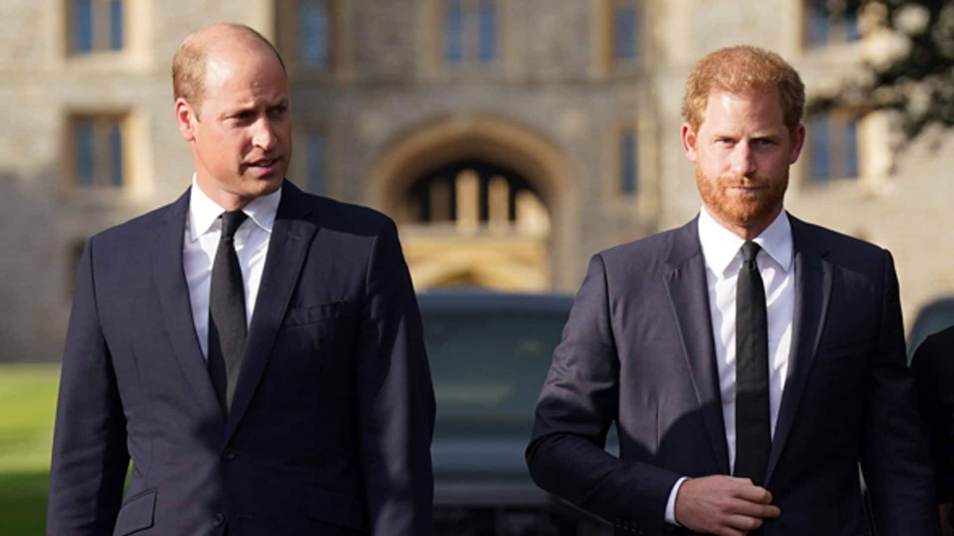 Los príncipes William y Harry se reúnen por primera vez desde la coronación de su padre