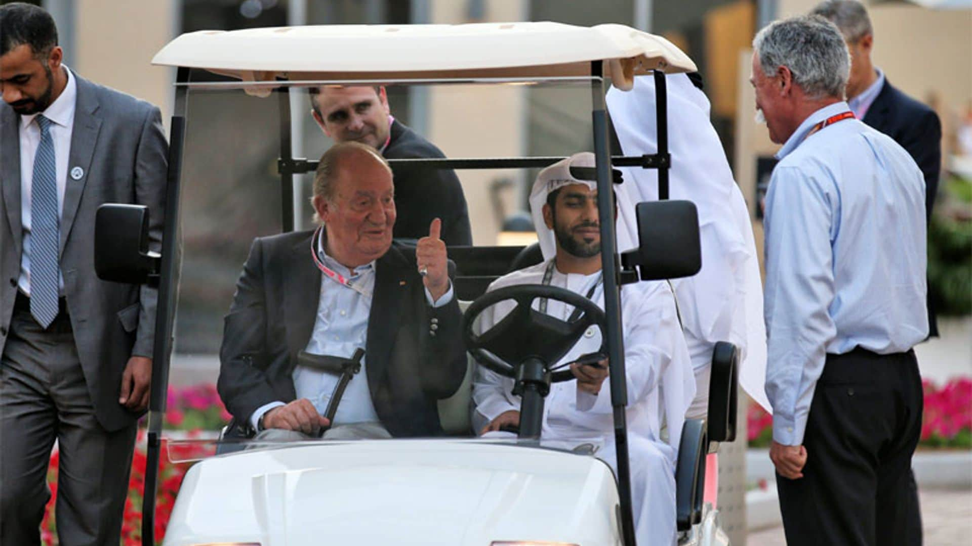 El rey Juan Carlos y la infanta Cristina reaparecen en el Gran Premio de Abu Dhabi