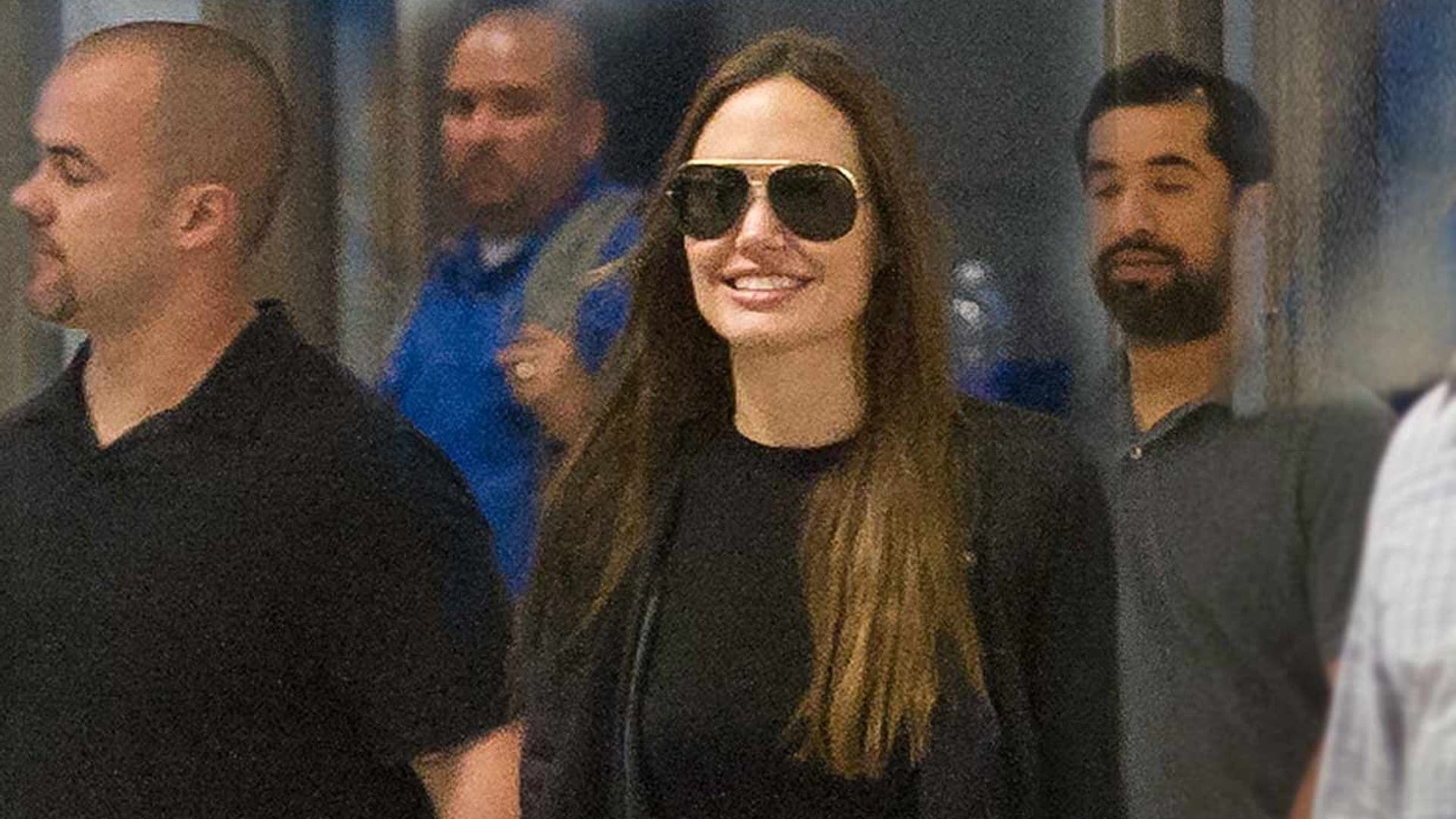 Vacaciones y trabajo, Angelina Jolie revoluciona con su visita a España