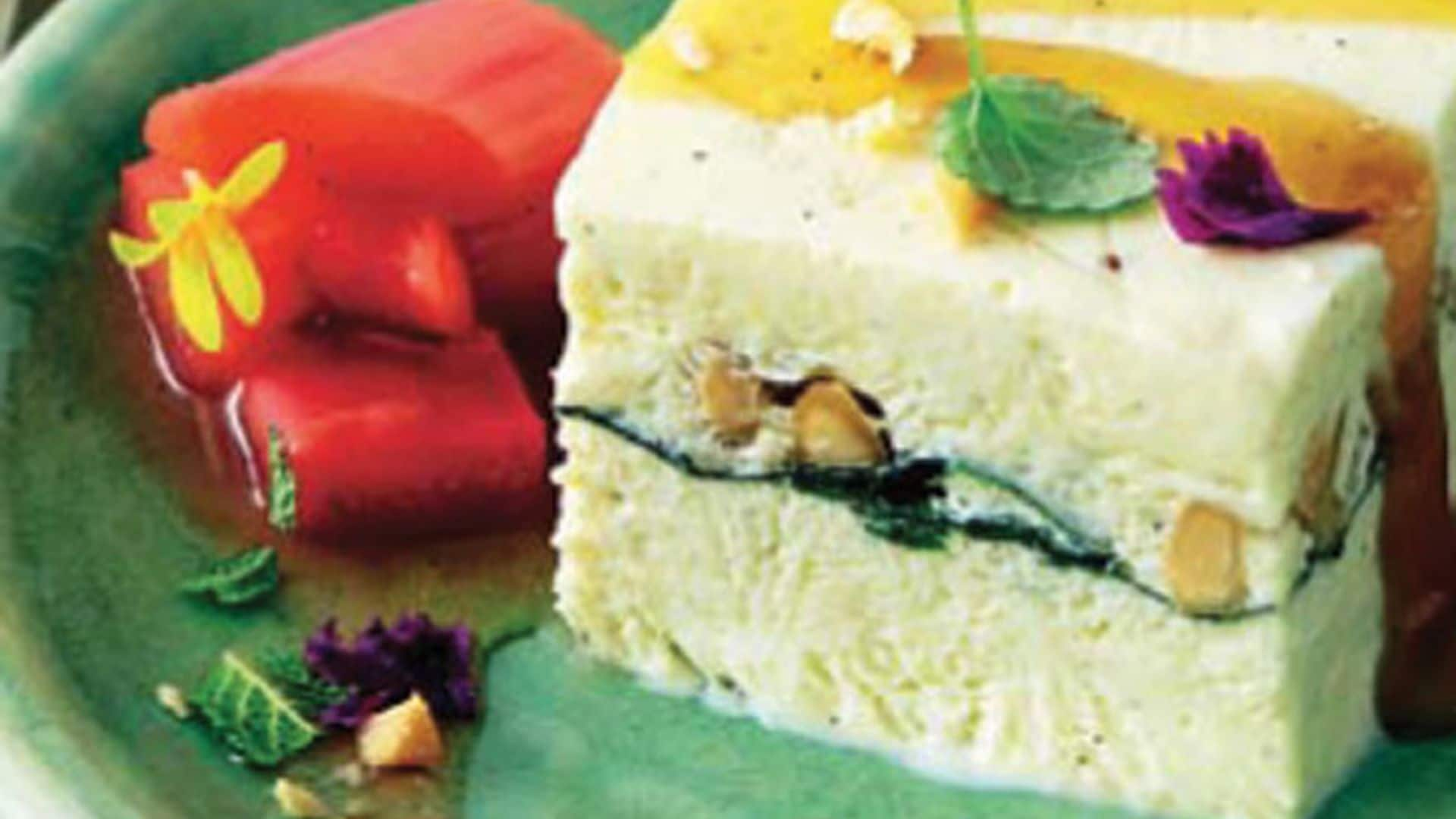 'Parfait' de menta y miel con ruibarbo