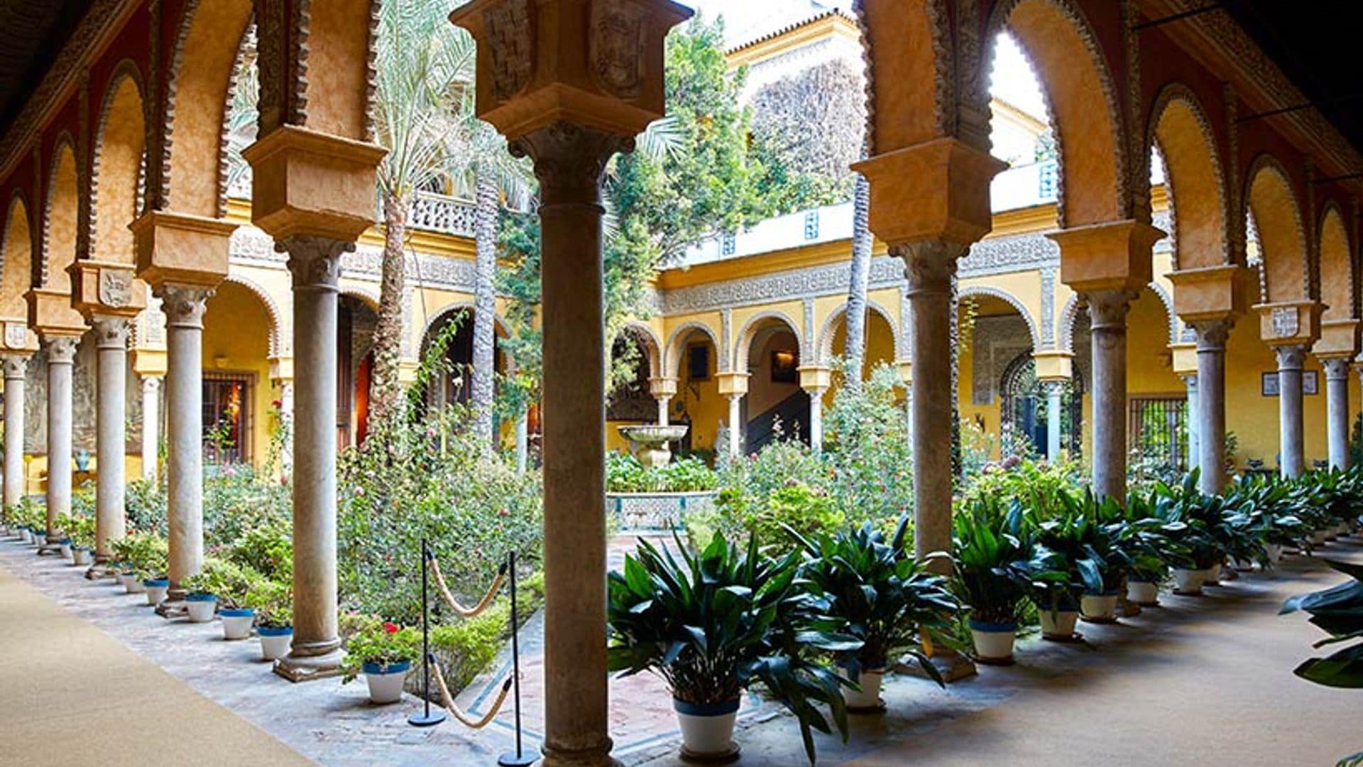 Un paseo de arte por Las Dueñas, la residencia sevillana de los Alba