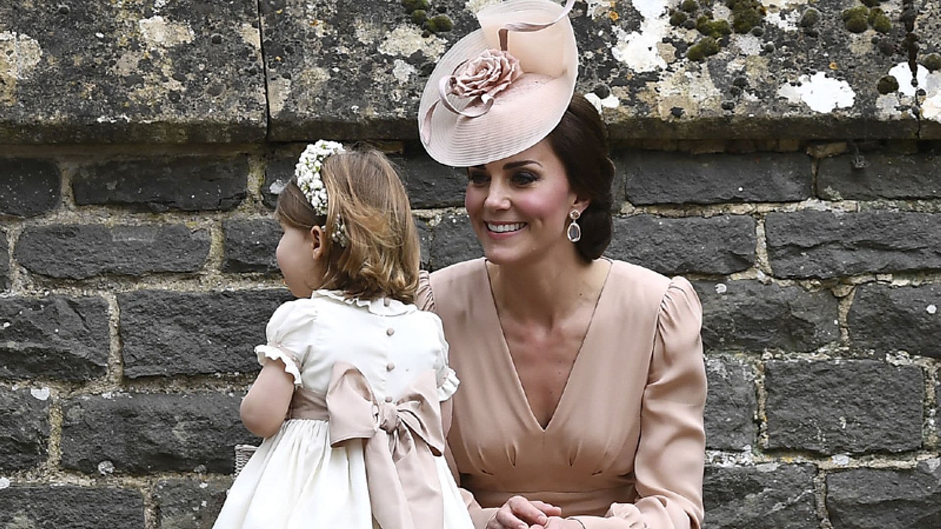 La elegancia de la Duquesa de Cambridge en la boda de su hermana