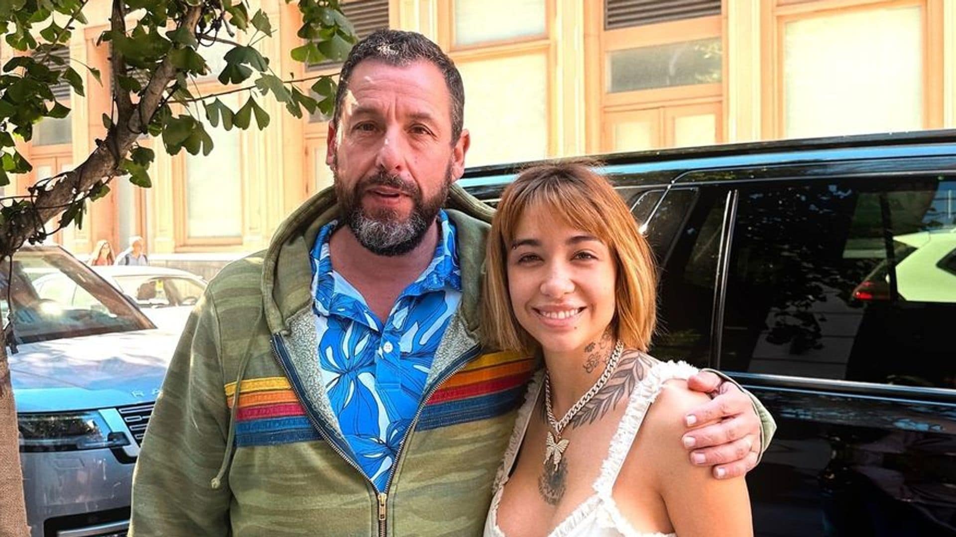 María Becerra cumple su sueño de conocer a Adam Sandler en su paso por Nueva York