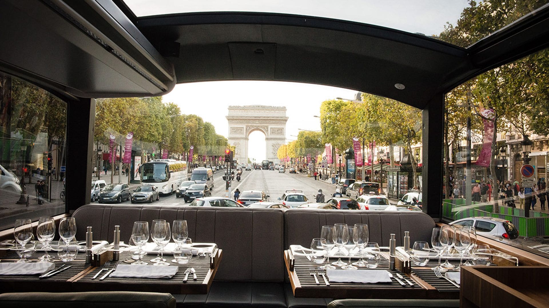 El tour más original por París y Londres se hace en un bus gastronómico 