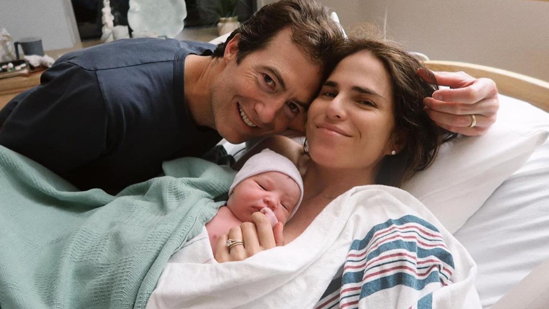 Karla Souza anuncia que ha nacido su tercer hijo