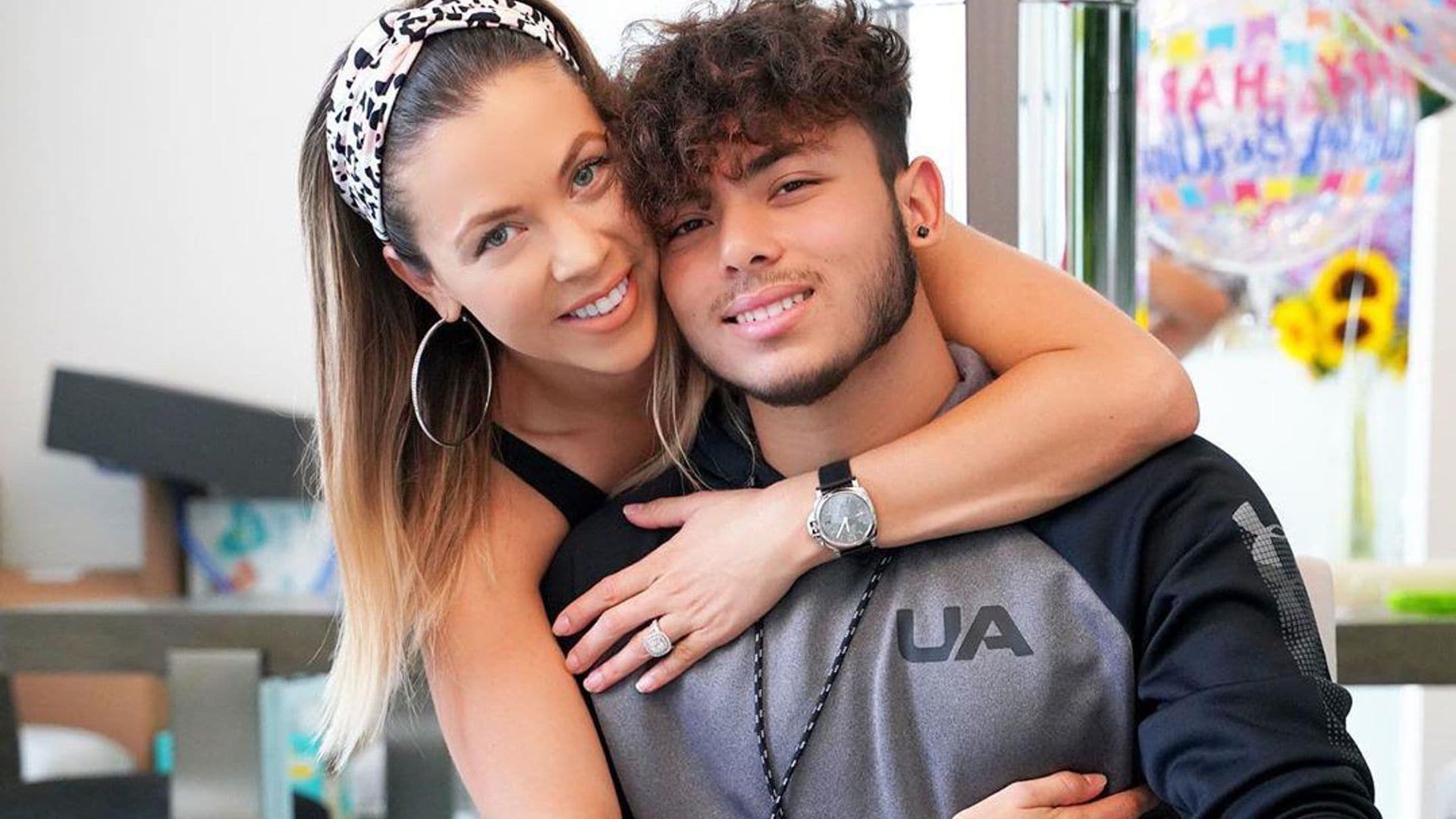 Con solo 16 años, el hijo de Ximena Duque se lanza como empresario