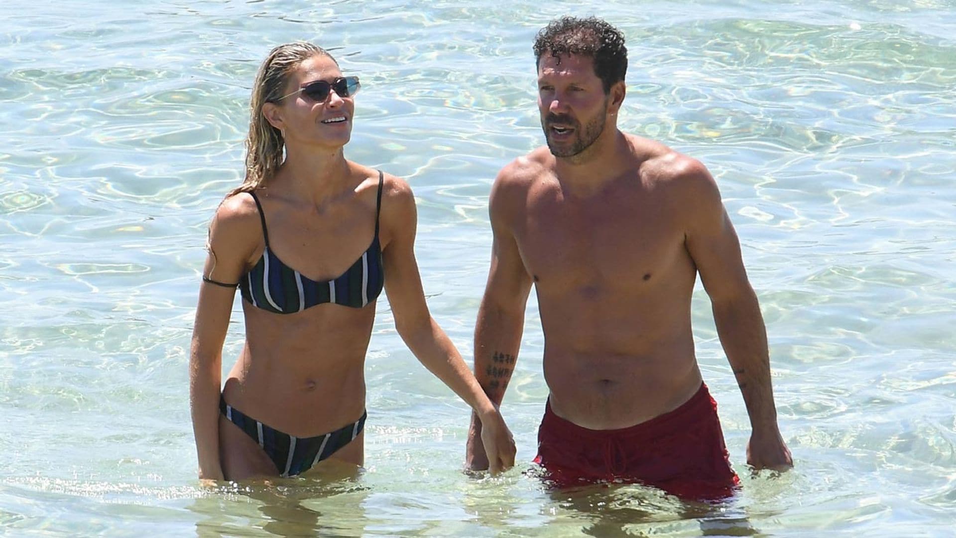 Carla Pereyra y Simeone presumen de amor y 'cuerpo 10'