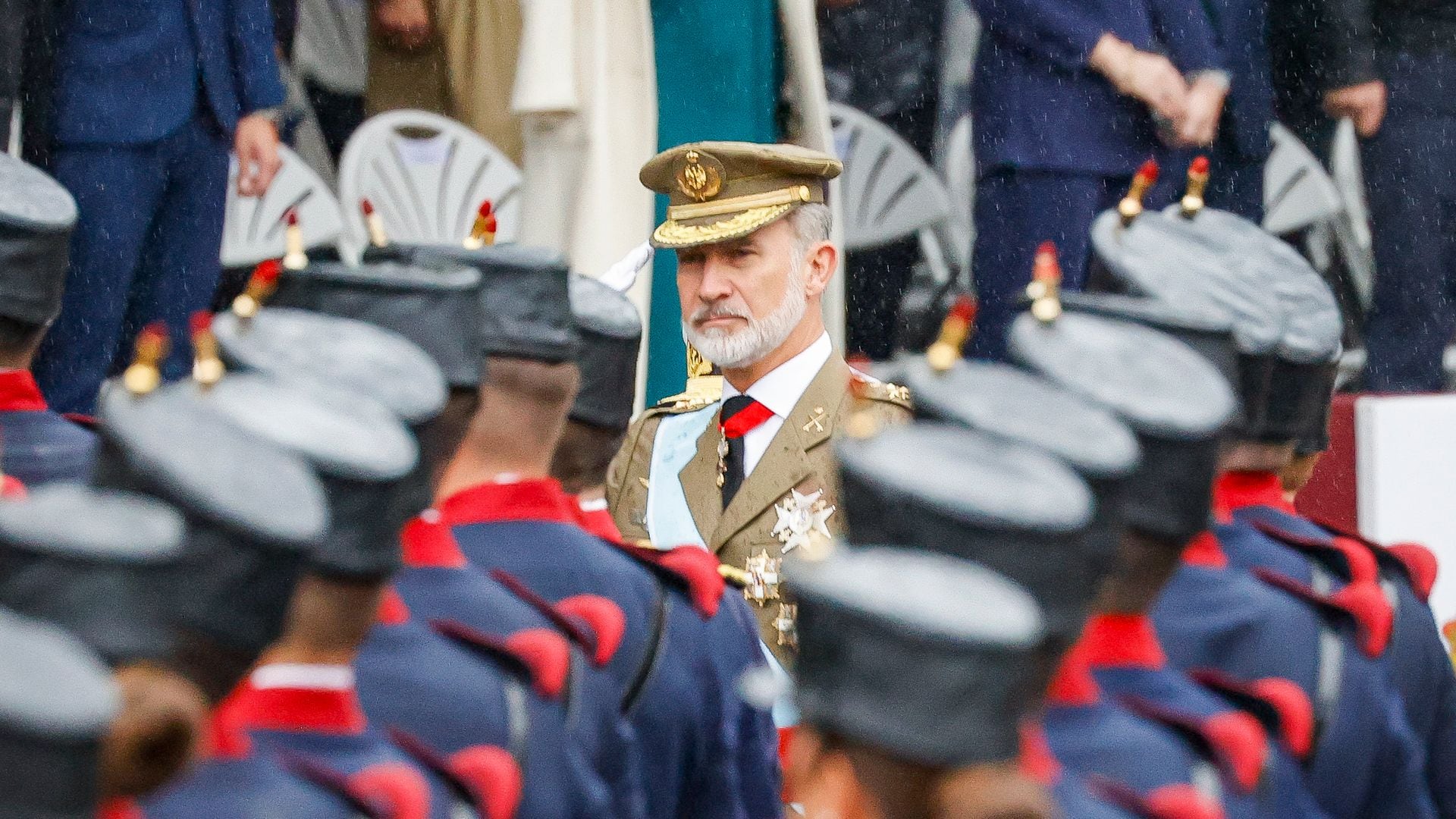 El rey Felipe acude al 12 de octubre vestido de capitán general del Ejército de Tierra