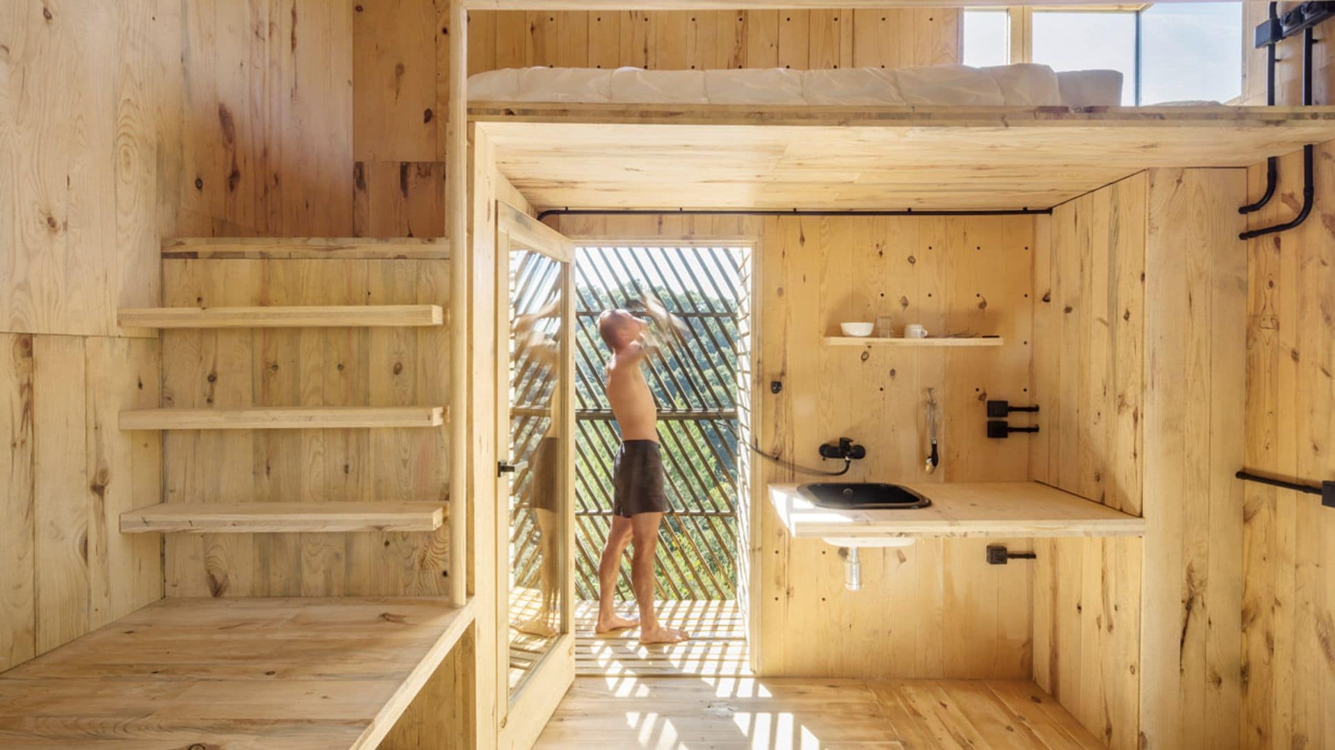 ¿Quieres ver una cabaña de madera km 0 ideada para un mundo sostenible?