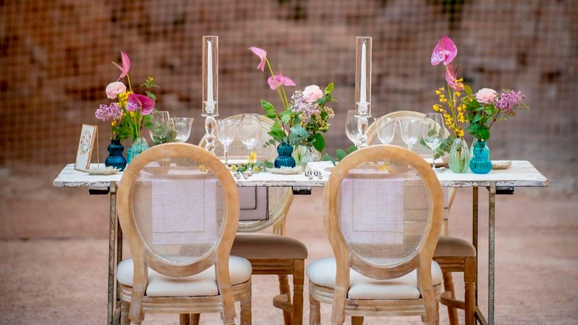 Inspírate en las decoraciones más virales para pedidas especiales y bodas íntimas