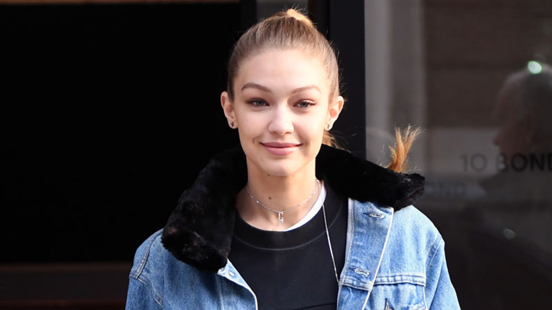 El 'revival' de estilo de Gigi Hadid que no pensabas que volverías a ver en tu armario