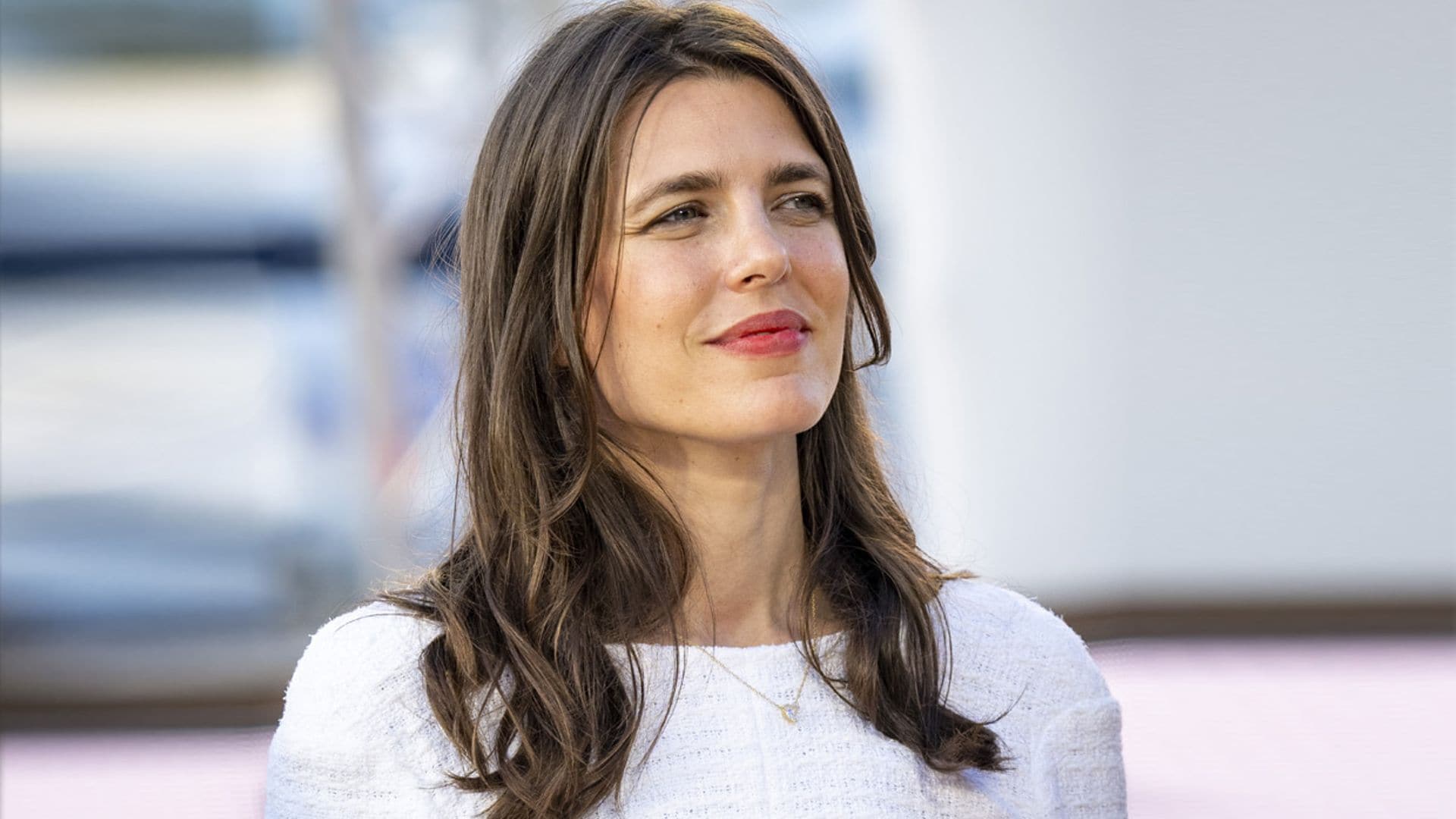 Zara confirma la tendencia que ya adelantó Carlota Casiraghi: 'tweed' durante todo el año