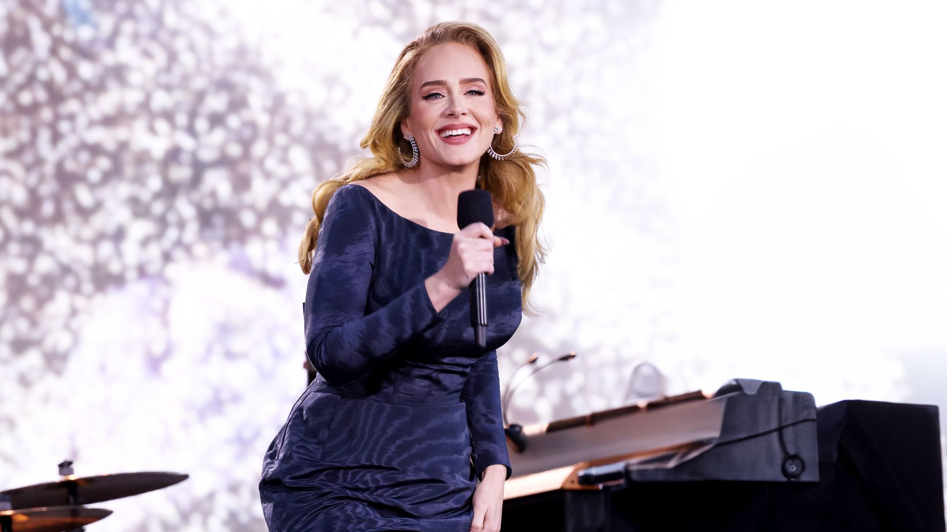 ¡Suenan campanas de boda! Adele anuncia por sorpresa que se casa con Rich Paul