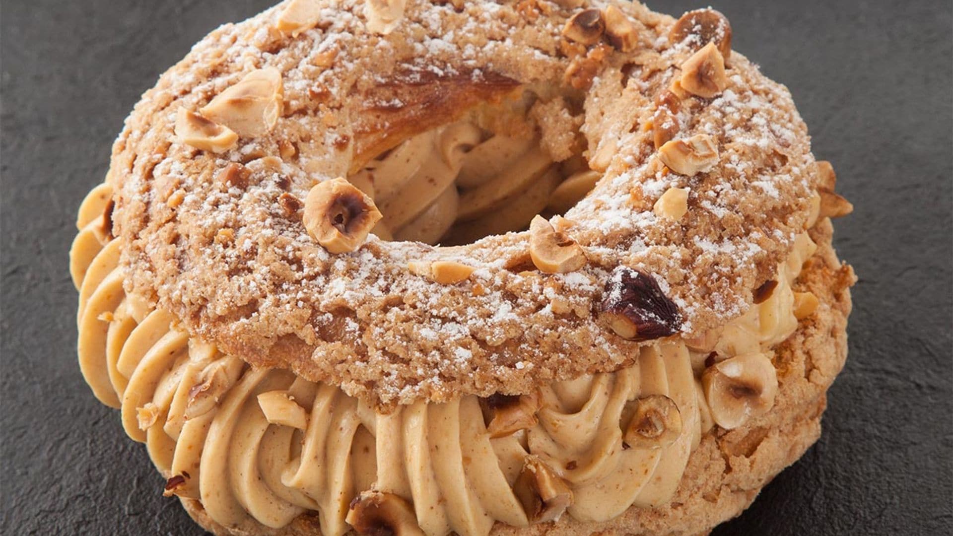 'Paris brest' relleno de muselina de praliné de avellanas