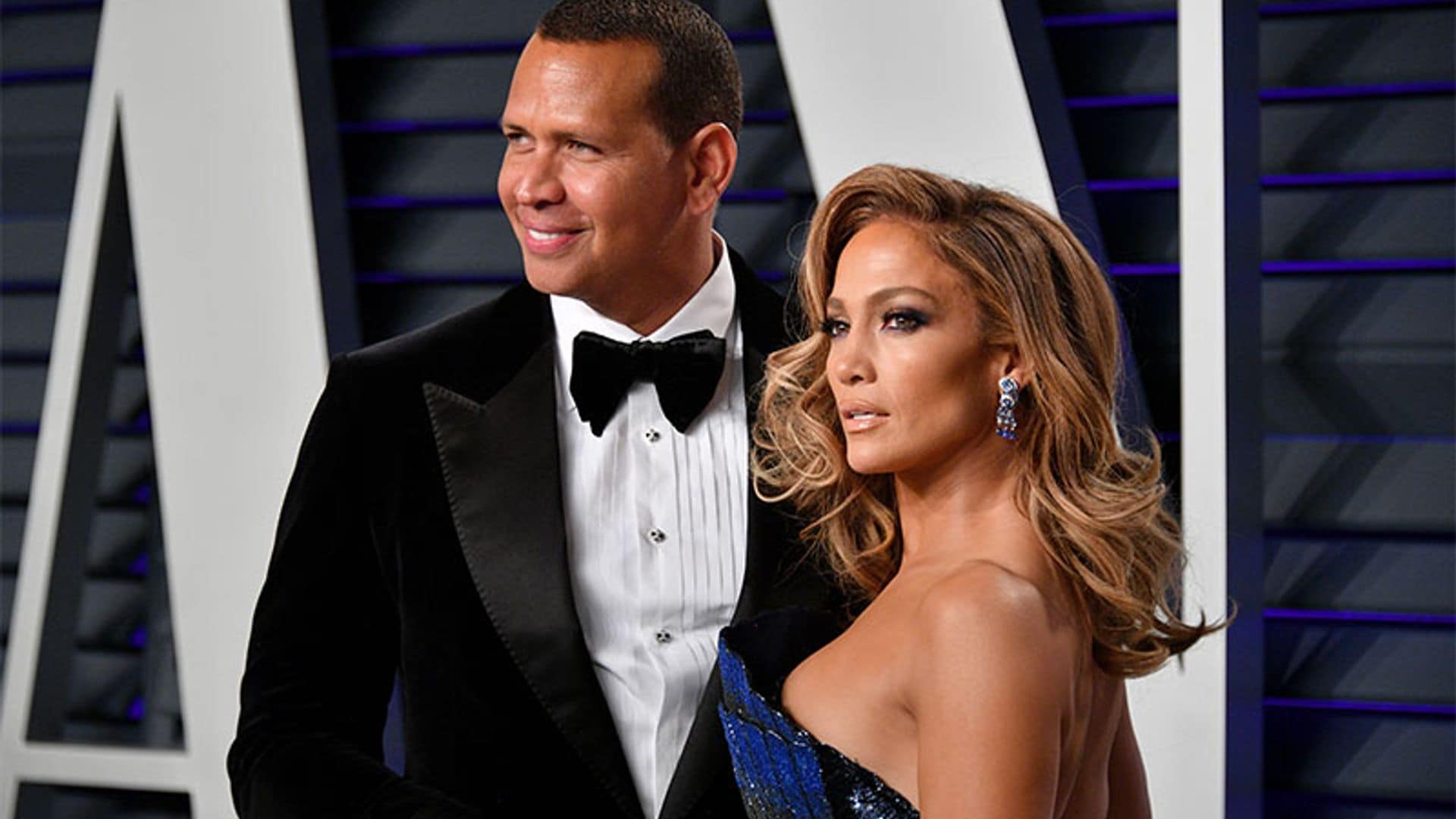 Jennifer Lopez y Alex Rodriguez se comprometen con un anillo de 1 millón de dólares