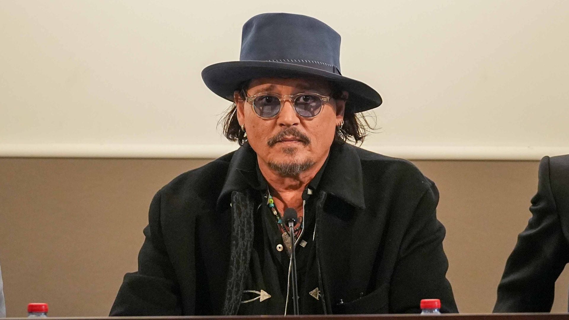 Johnny Depp se solidariza con los afectados por la DANA: ‘Nuestro corazón está con toda la gente de España’