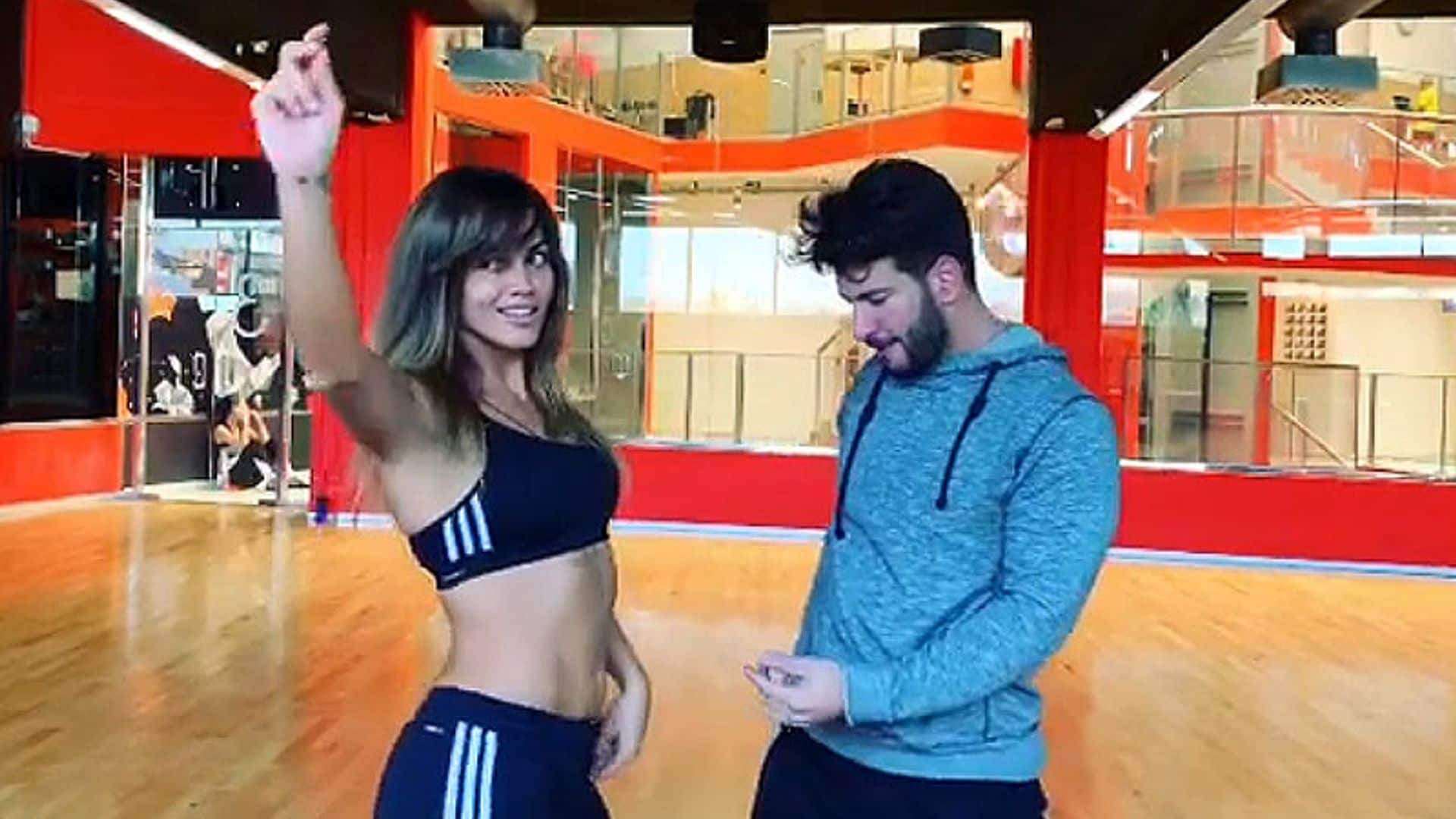 El baile más sensual de Lara Álvarez y Daniel Miralles, una pareja con mucho ritmo