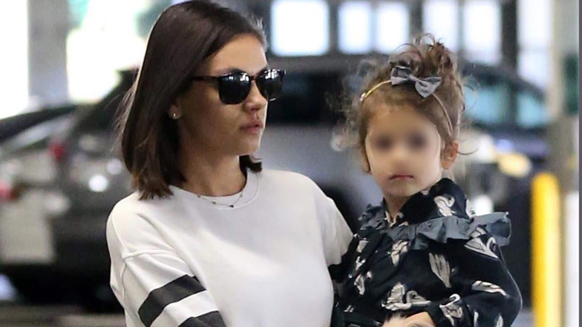 ¡Cómo ha crecido! La hija de Mila Kunis y Ashton Kutcher una preciosa 'princesita' de tres años