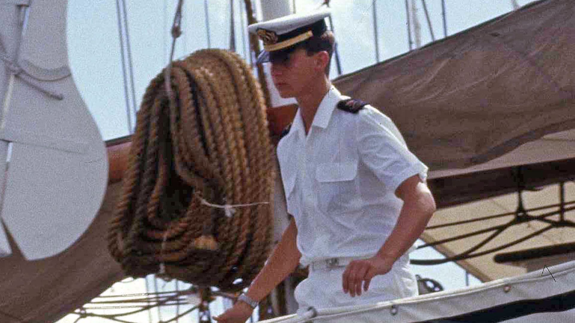 Así fue el embarque de Felipe VI en el Juan Sebastián Elcano hace 38 años