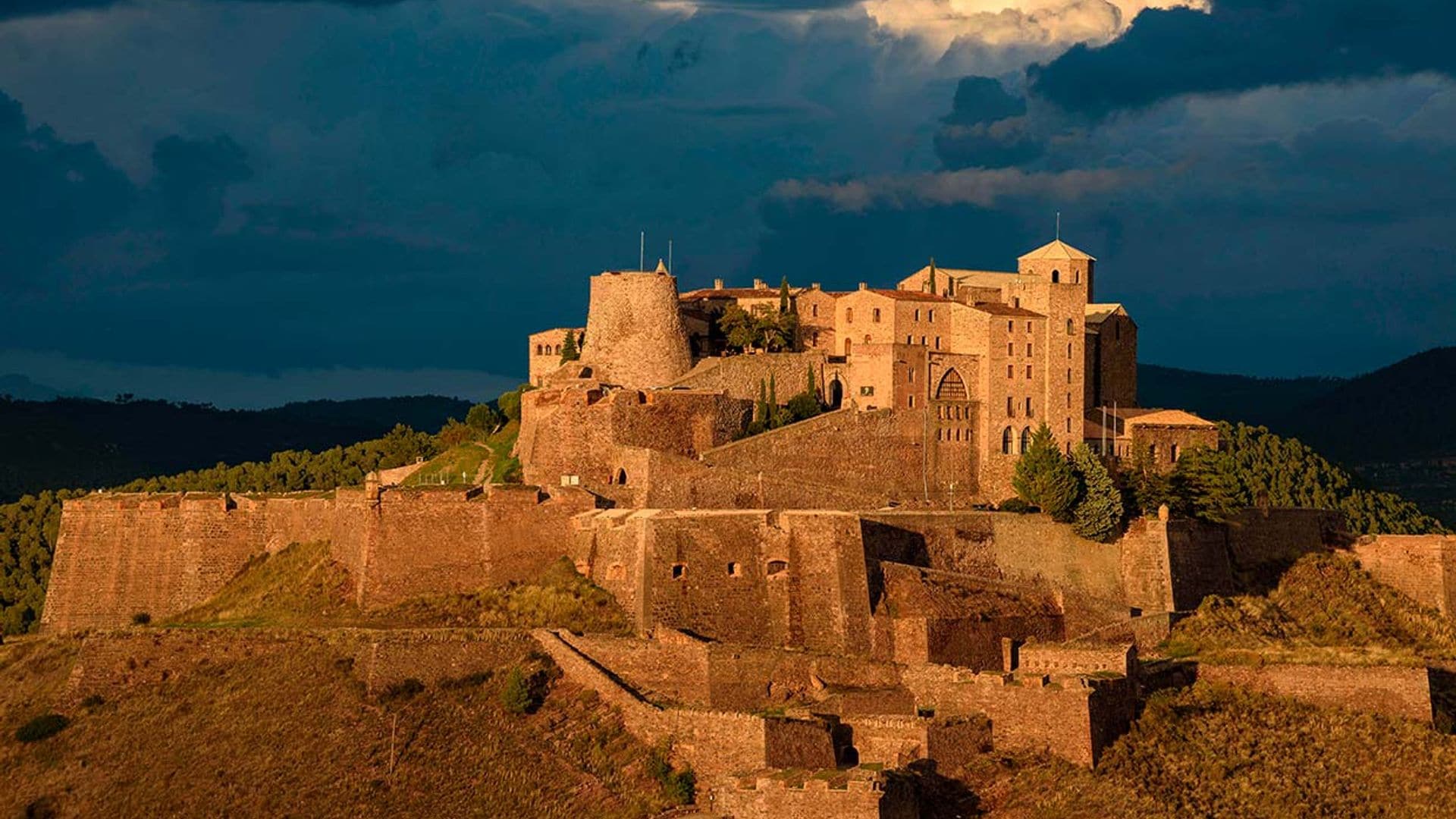 Los 15 castillos más bonitos de España que nos transportan a la Edad Media