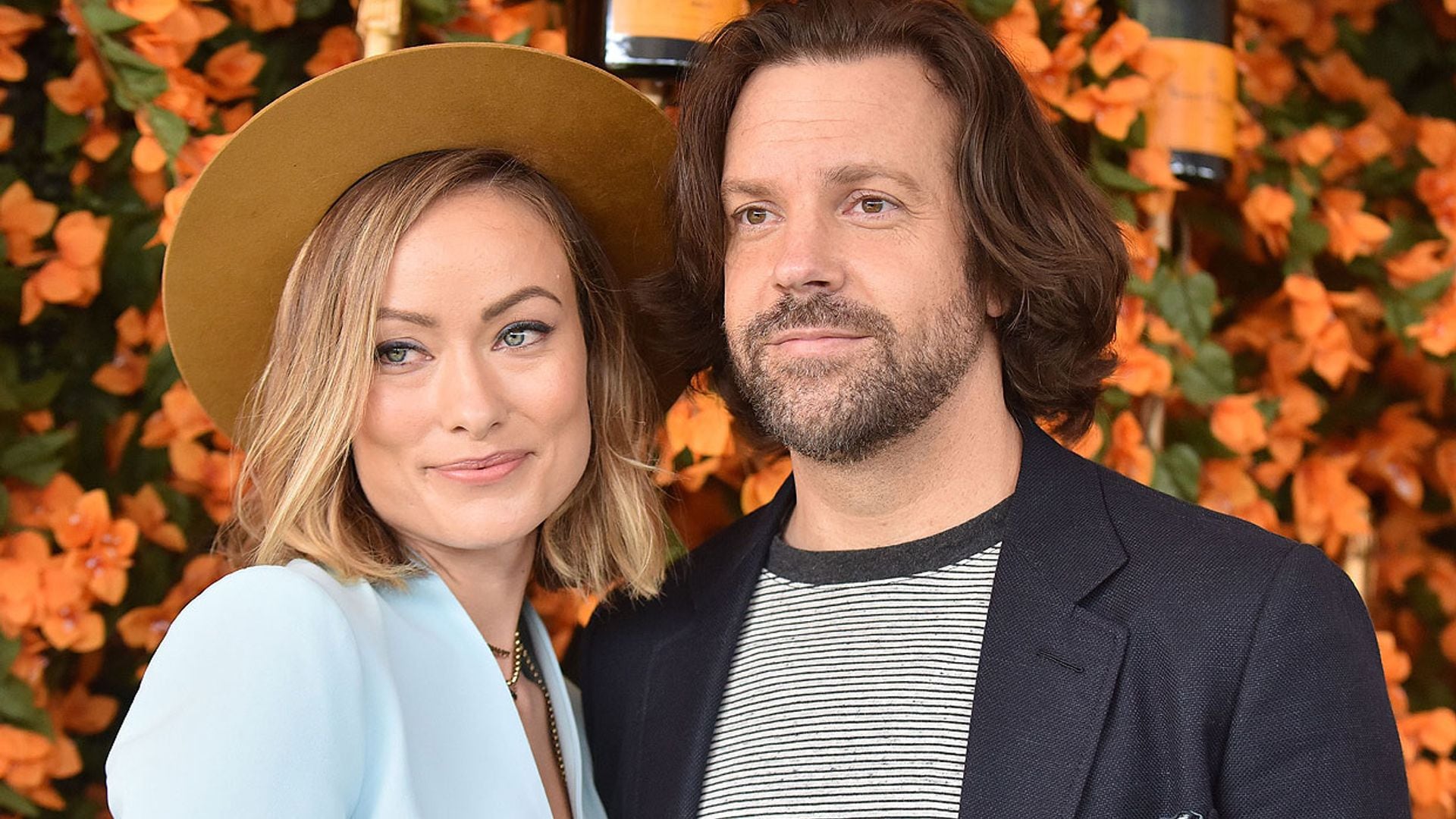 Esto es lo que opina Jason Sudekis sobre el incómodo momento de Olivia Wilde al recibir un documento legal de su parte