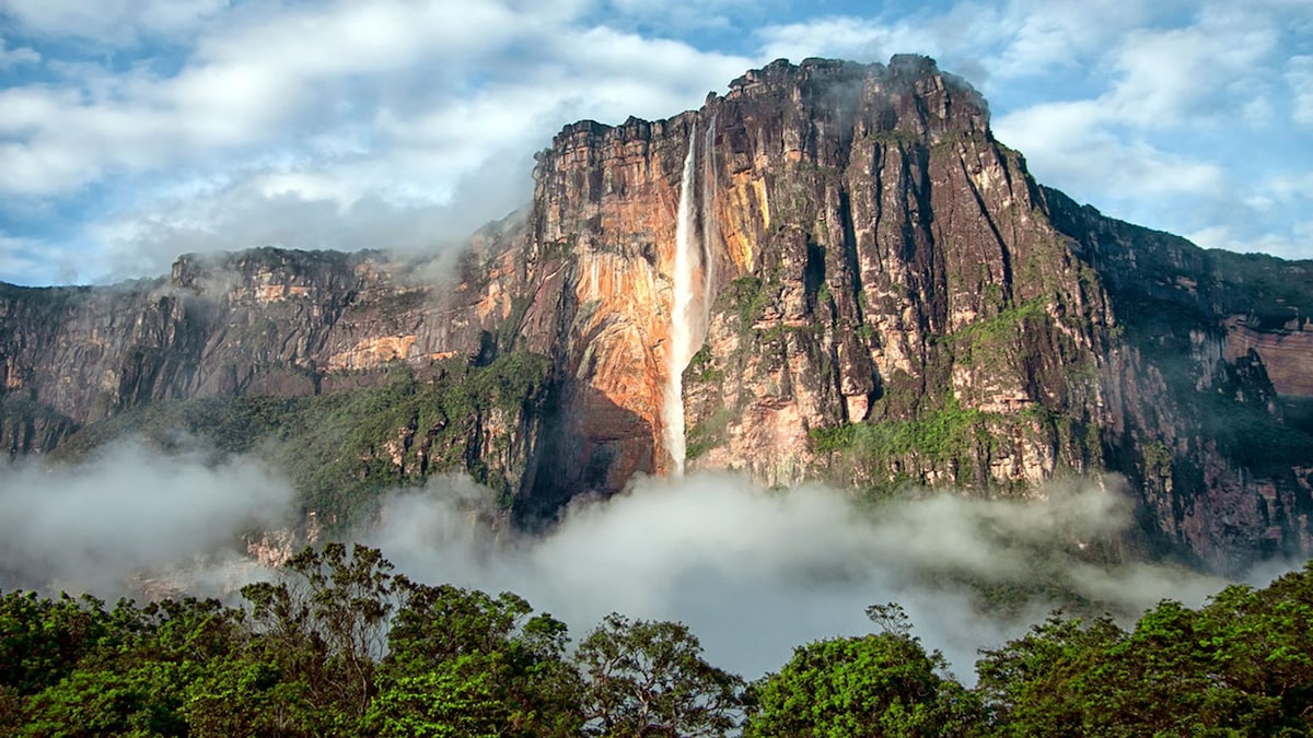 El Salto Ángel es una de las cascadas más grandes del mundo, superando por mucho a las cataratas del Niágara. Foto: ¡Hola!   