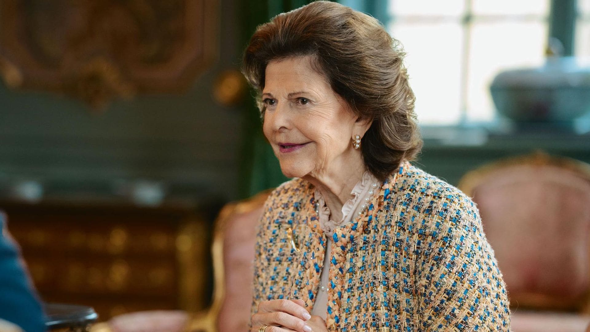 En ¡HOLA!: La reina Silvia de Suecia en su entrevista más profunda, personal y humana al cumplir 80 años: ‘No existe un manual para ser reina’