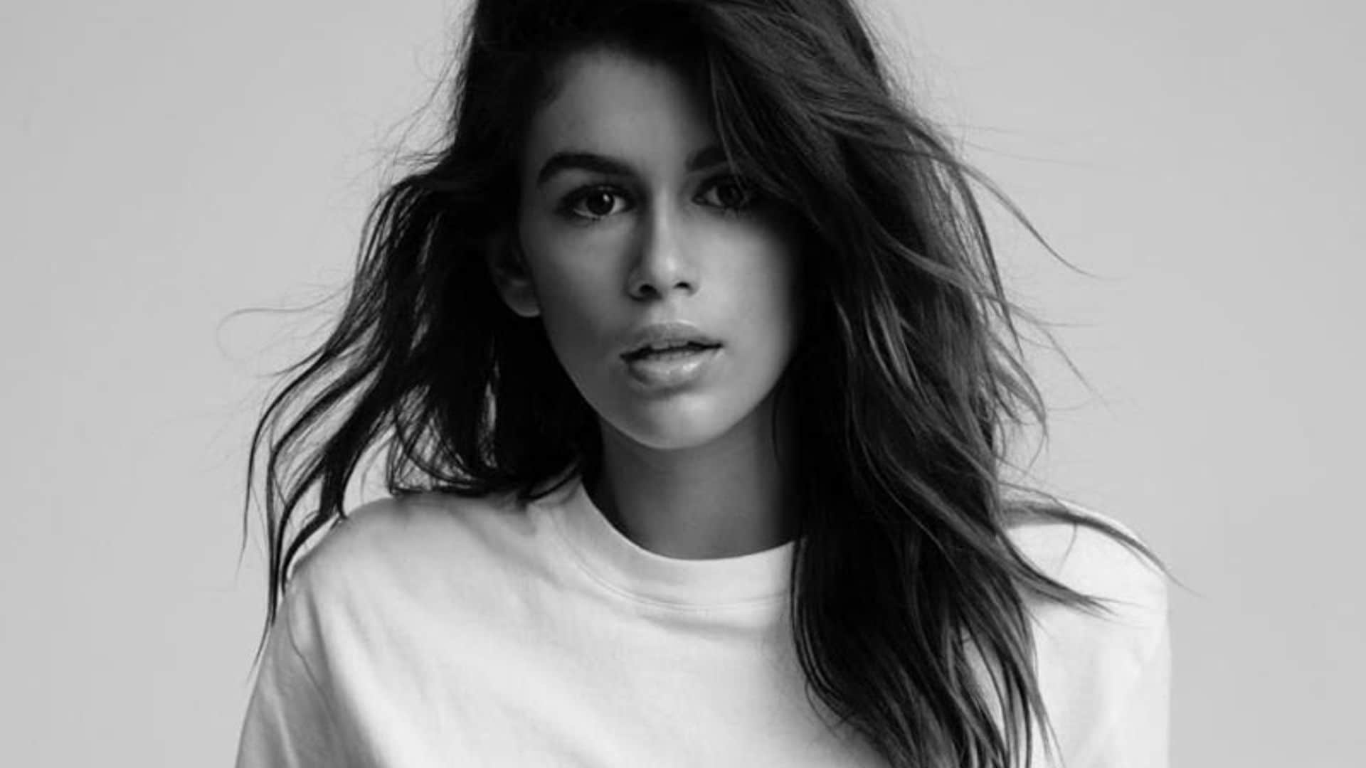 ¿Cuánto pagarías por una camiseta blanca? Kaia Gerber y Justin Bieber te dan la respuesta