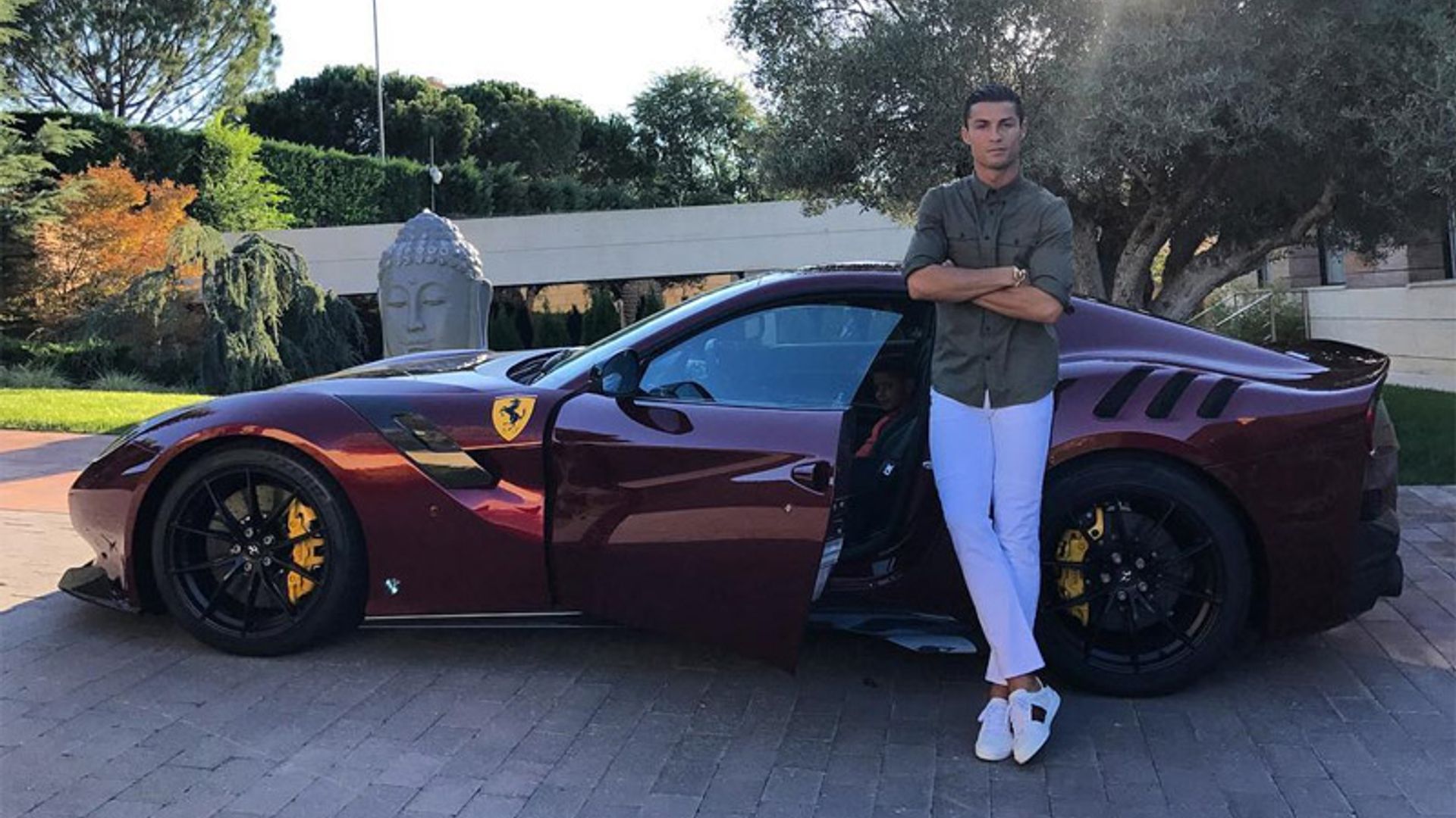 Así es la impresionante colección de coches de Cristiano Ronaldo