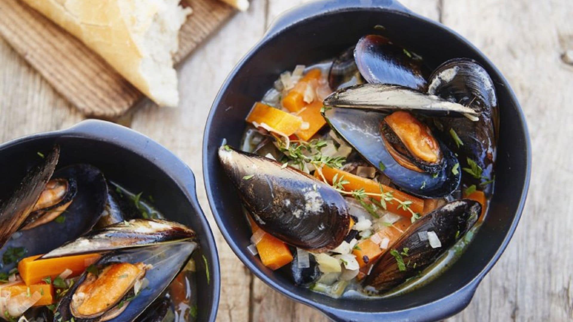 Mejillones en salsa de vino blanco